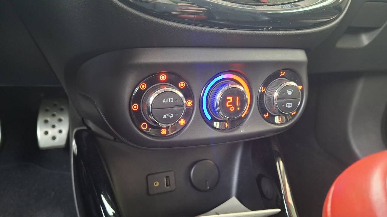 OPEL Adam 1.4i Turbo S Black Jack S/S-image-12