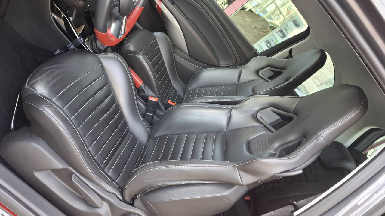 OPEL Adam 1.4i Turbo S Black Jack S/S-image-8