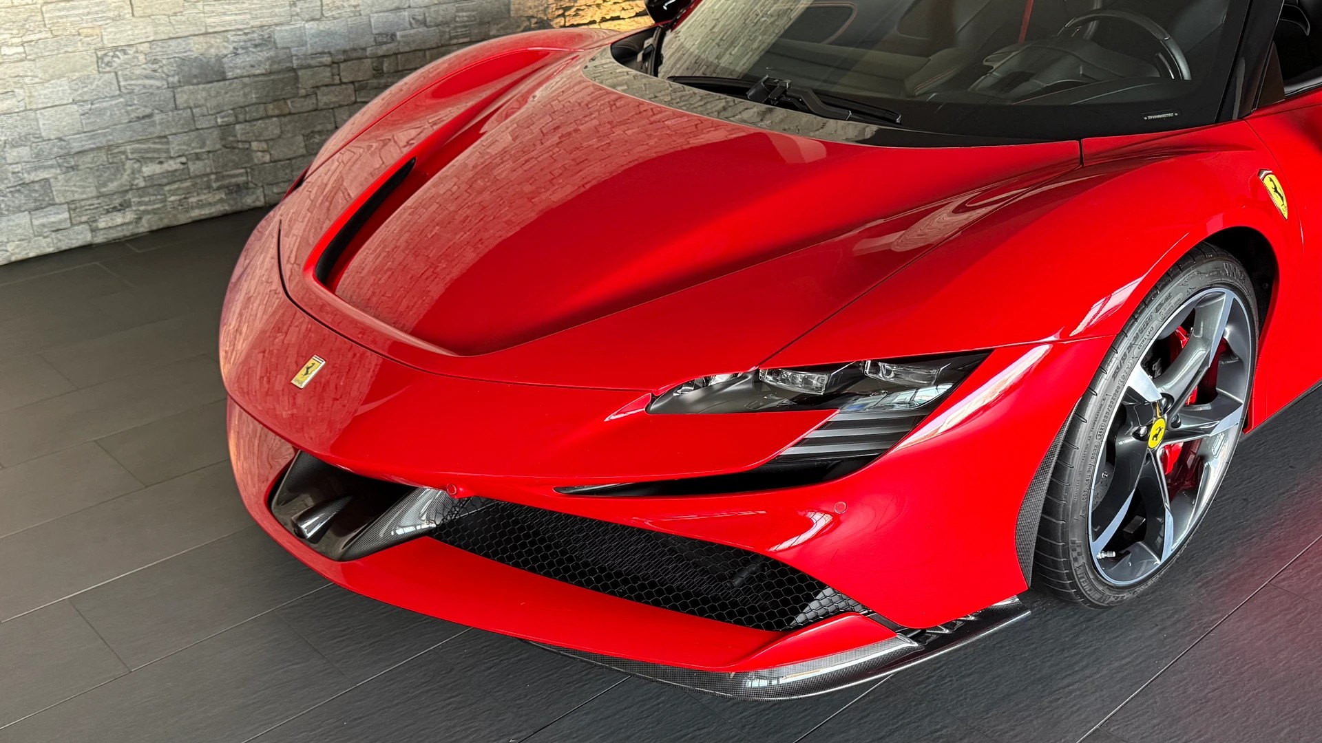 FERRARI SF90 Stradale-image-11