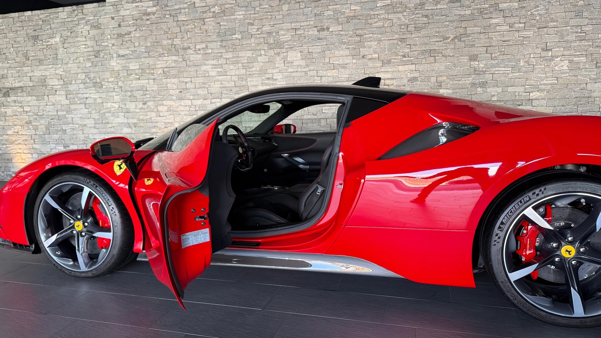 FERRARI SF90 Stradale-image-15