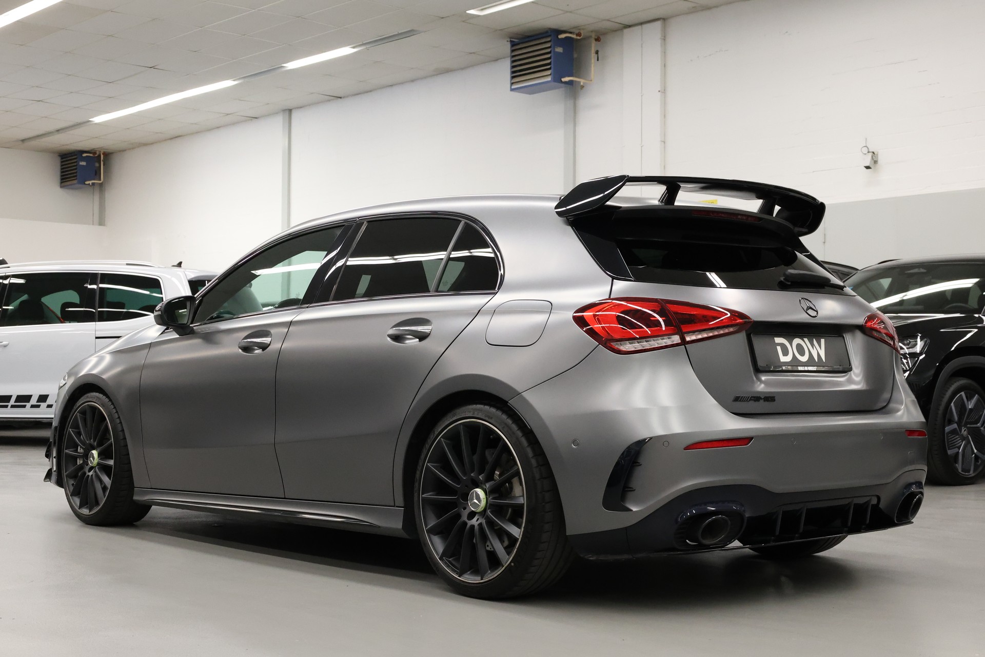 MERCEDES-BENZ A 35 AMG 4matic-image-5