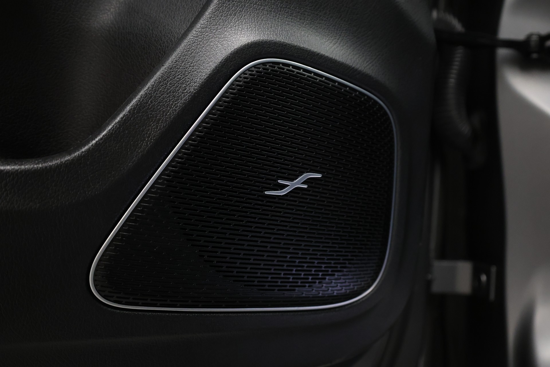 MERCEDES-BENZ A 35 AMG 4matic-image-23