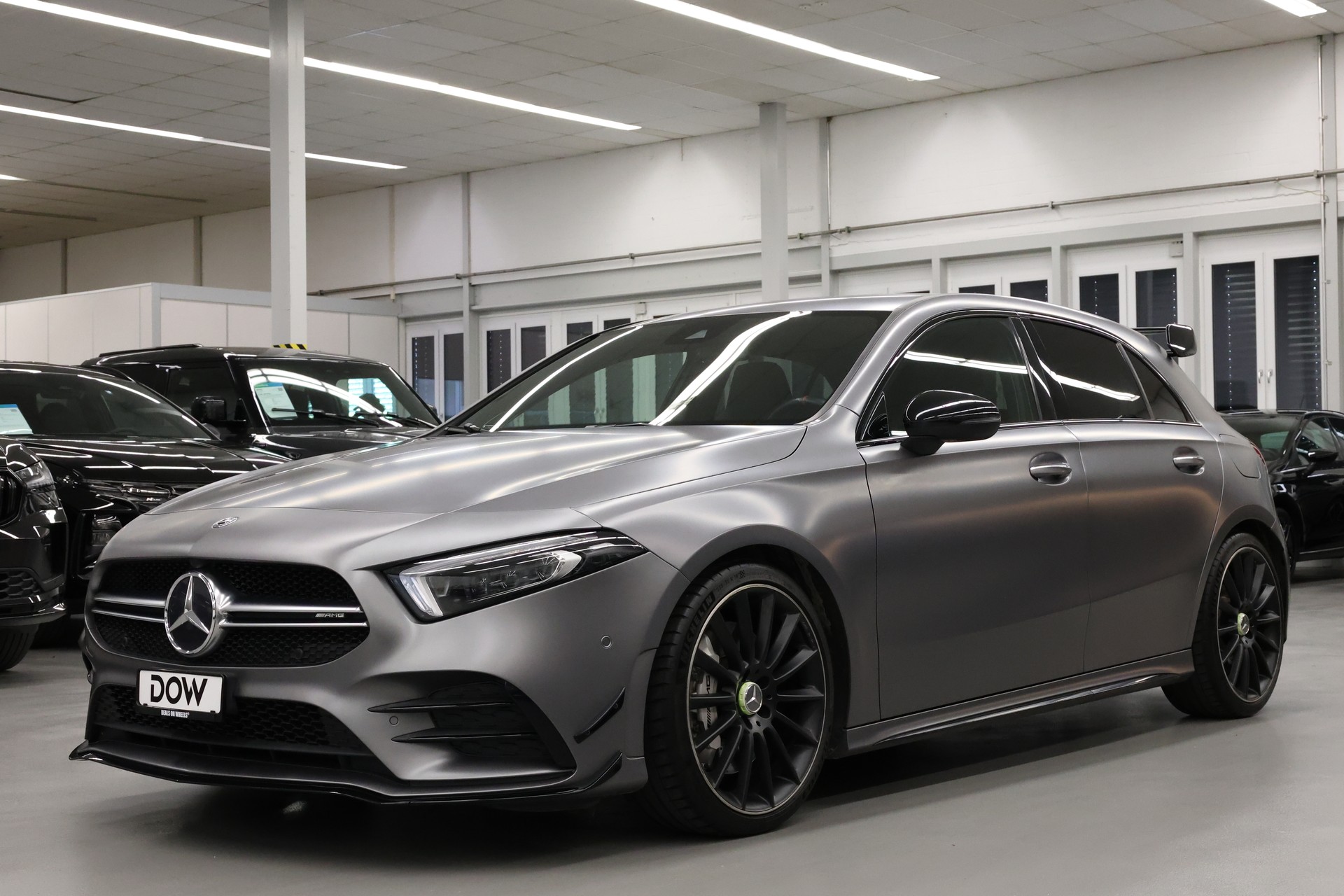 MERCEDES-BENZ A 35 AMG 4matic-image-2