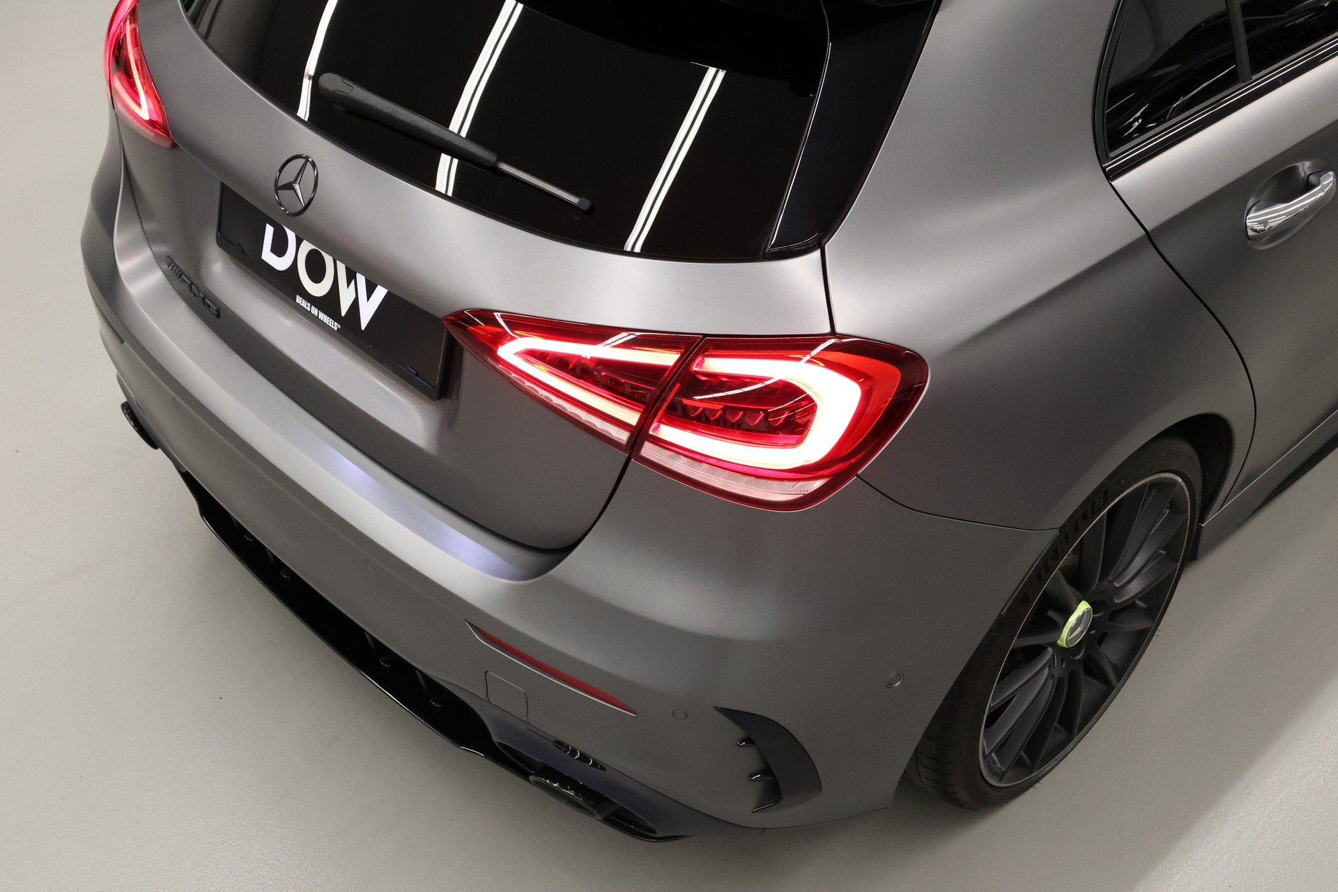 MERCEDES-BENZ A 35 AMG 4matic-image-9