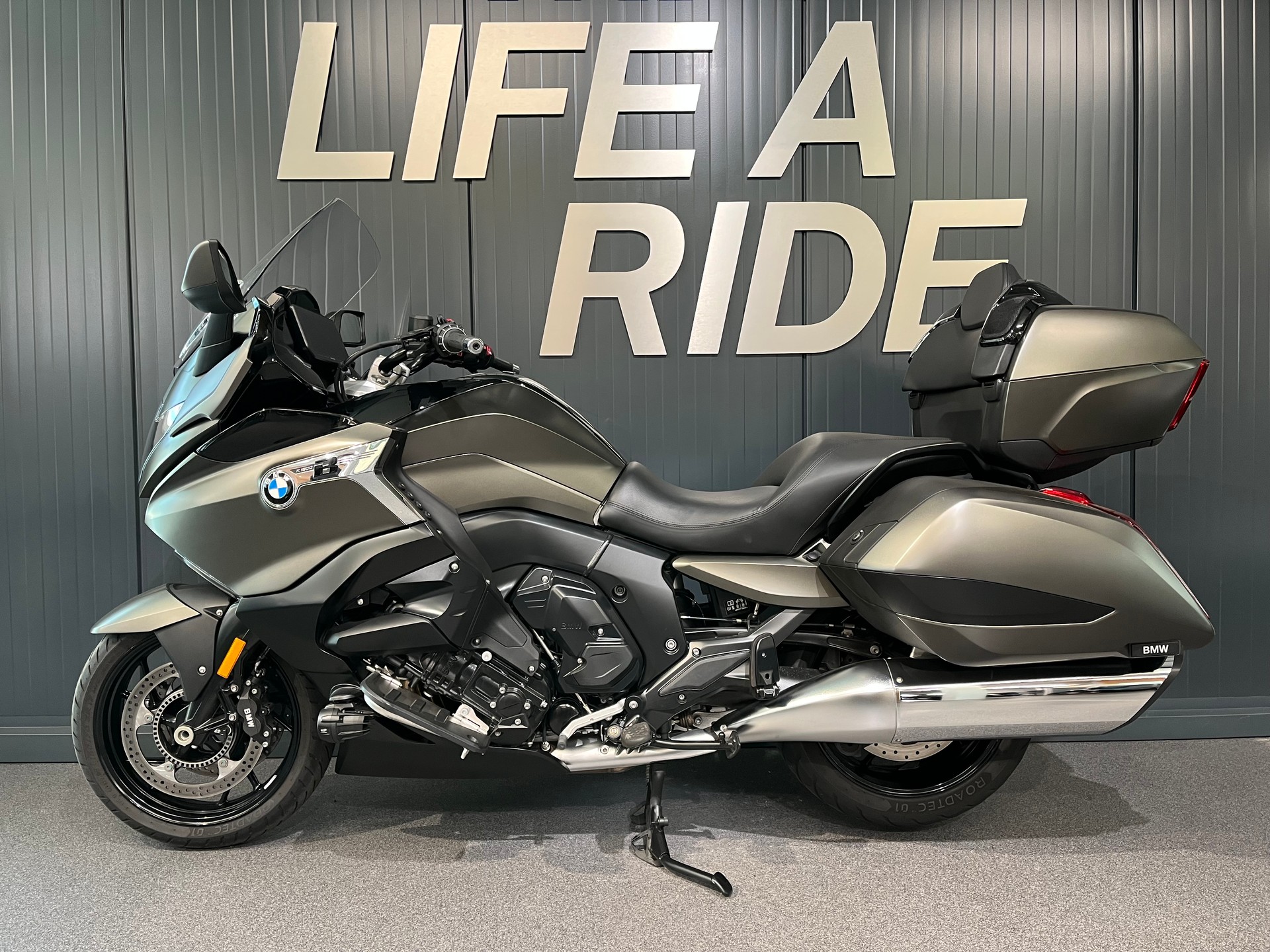 BMW K 1600 B Grand America-showroom-element-2