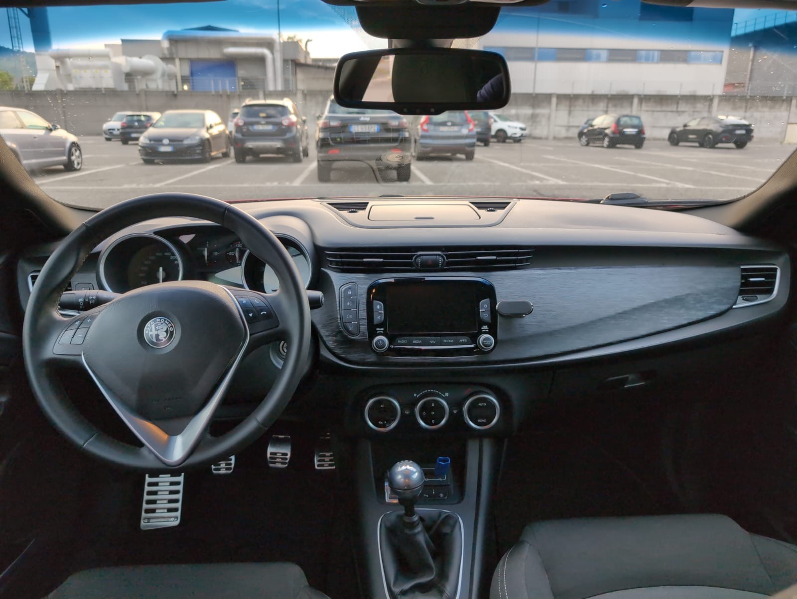 ALFA ROMEO Giulietta 1.4 T-Jet MultiAir Super-image-3