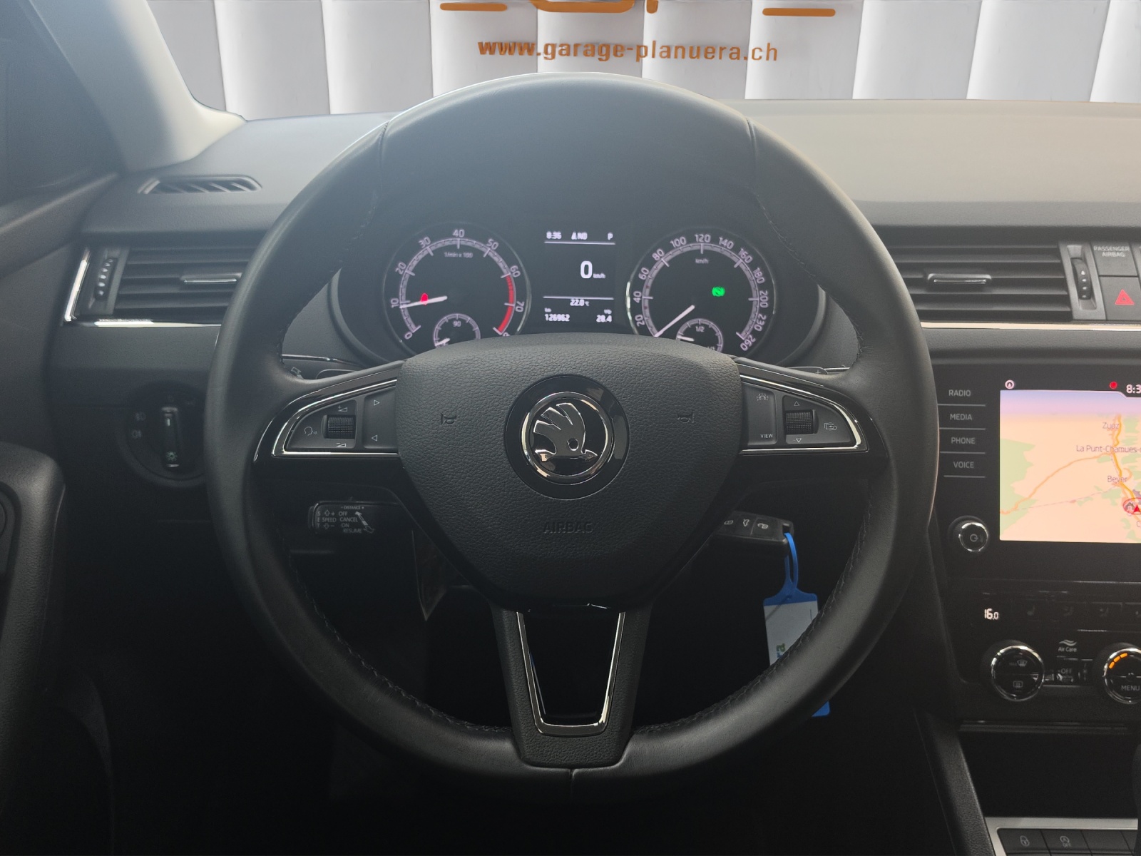 SKODA Octavia Combi 2.0 TSI Ambition 4x4 DSG-image-7