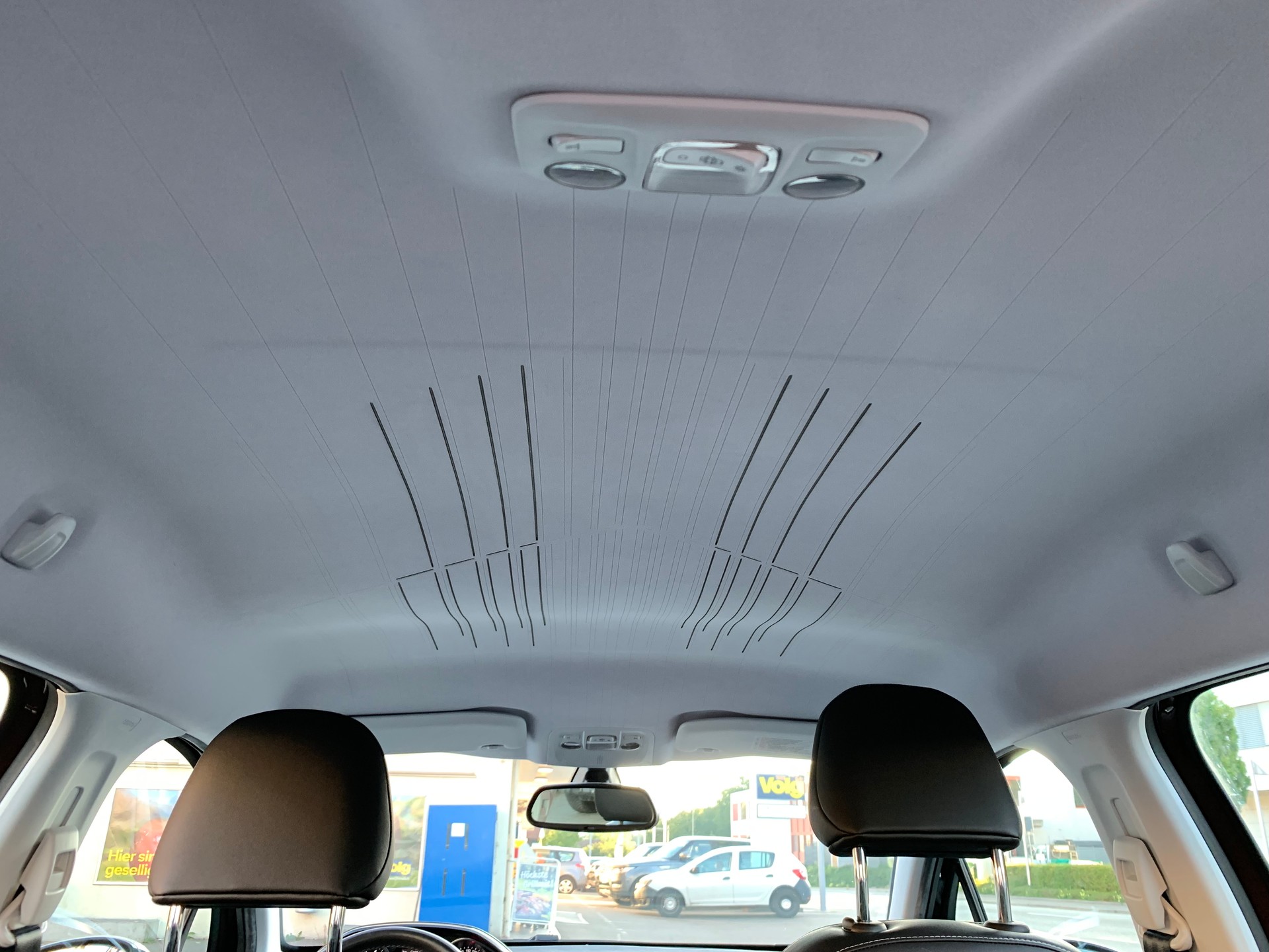 PEUGEOT 2008 1.6 VTI Allure-image-11