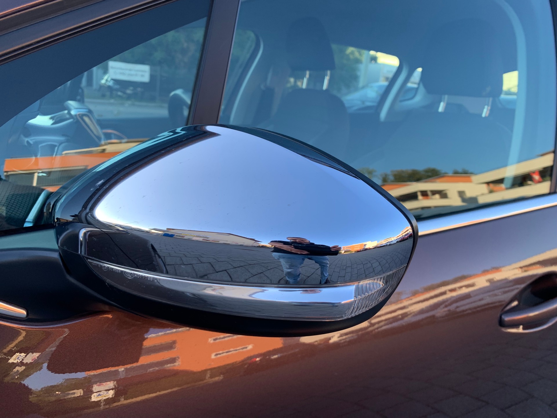 PEUGEOT 2008 1.6 VTI Allure-image-13