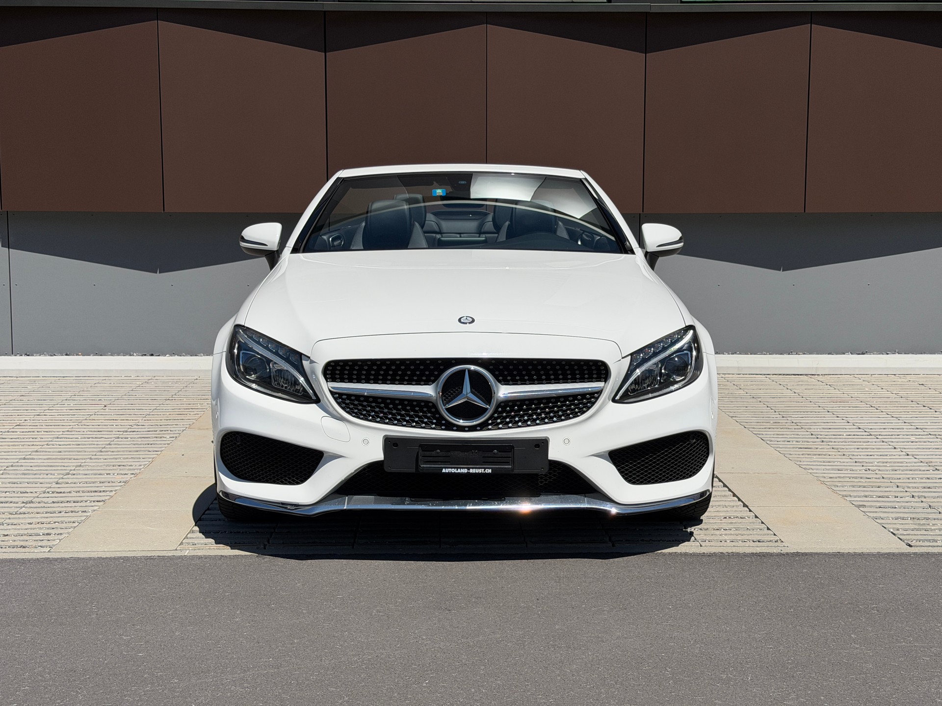 MERCEDES-BENZ C 180 Cabriolet AMG Line 9G-Tronig *elektr. Windschott* *Nackenheizung*-image-2