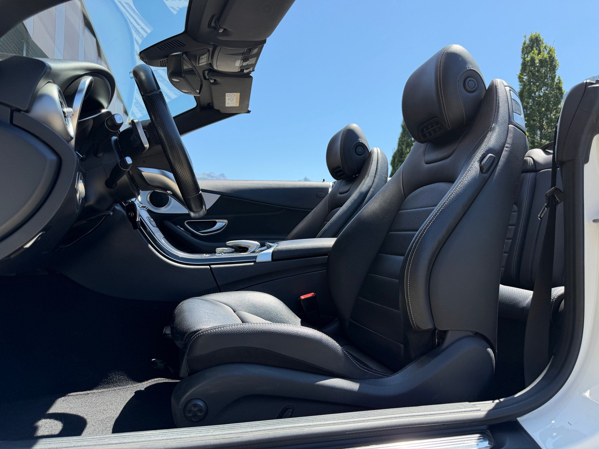 MERCEDES-BENZ C 180 Cabriolet AMG Line 9G-Tronig *elektr. Windschott* *Nackenheizung*-image-13