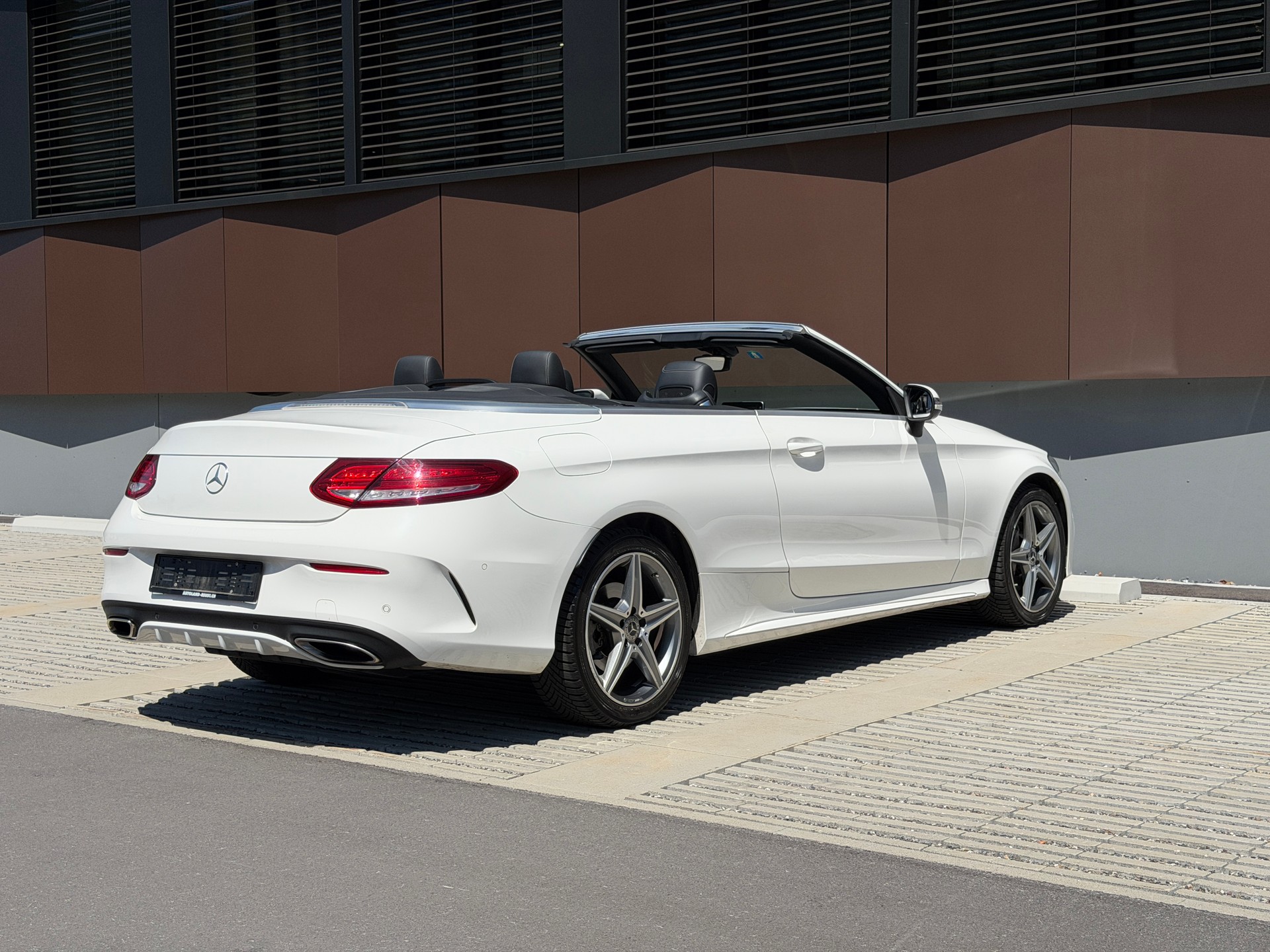 MERCEDES-BENZ C 180 Cabriolet AMG Line 9G-Tronig *elektr. Windschott* *Nackenheizung*-image-6