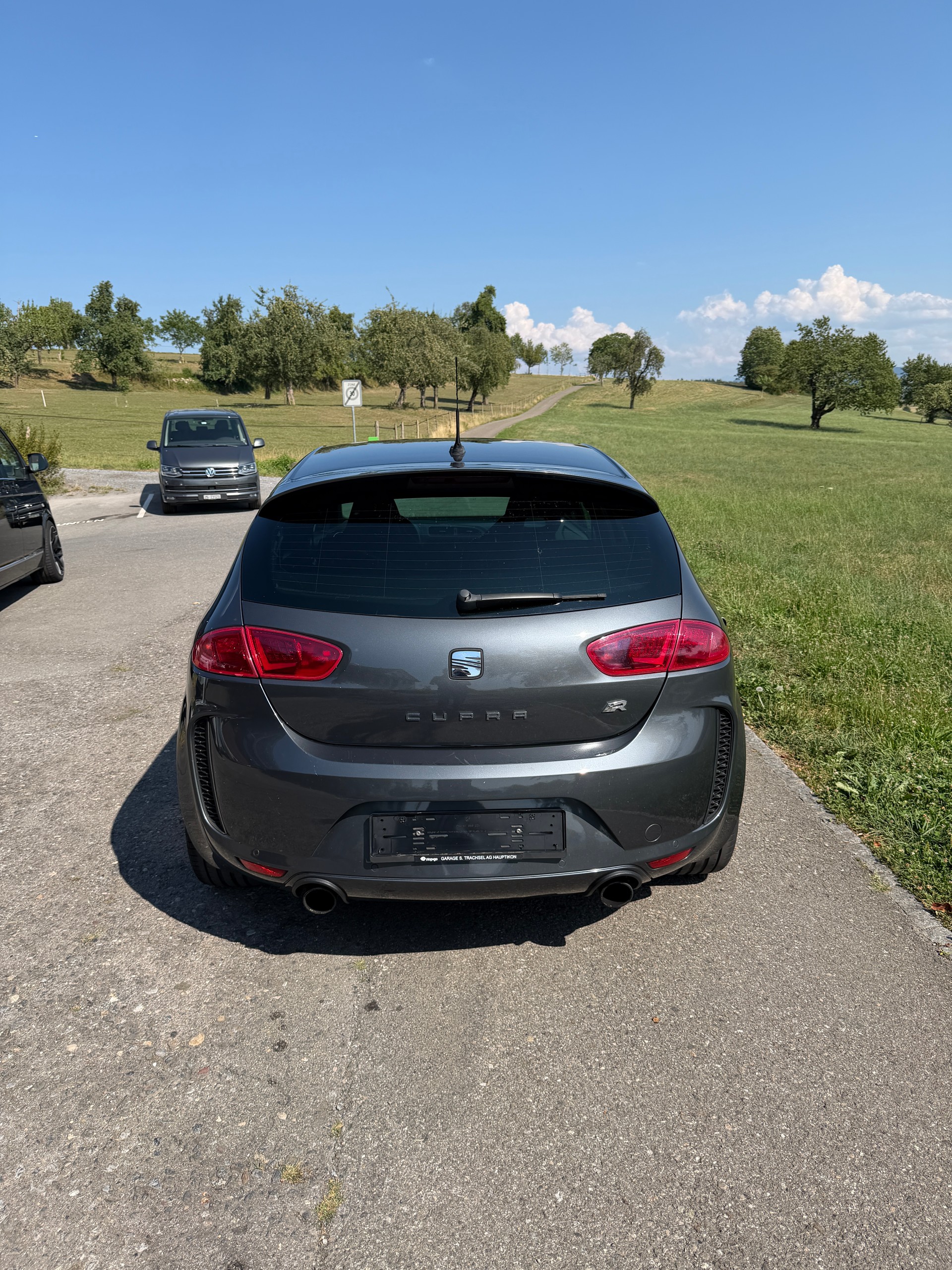 SEAT Leon 2.0 TSI Cupra R-image-4