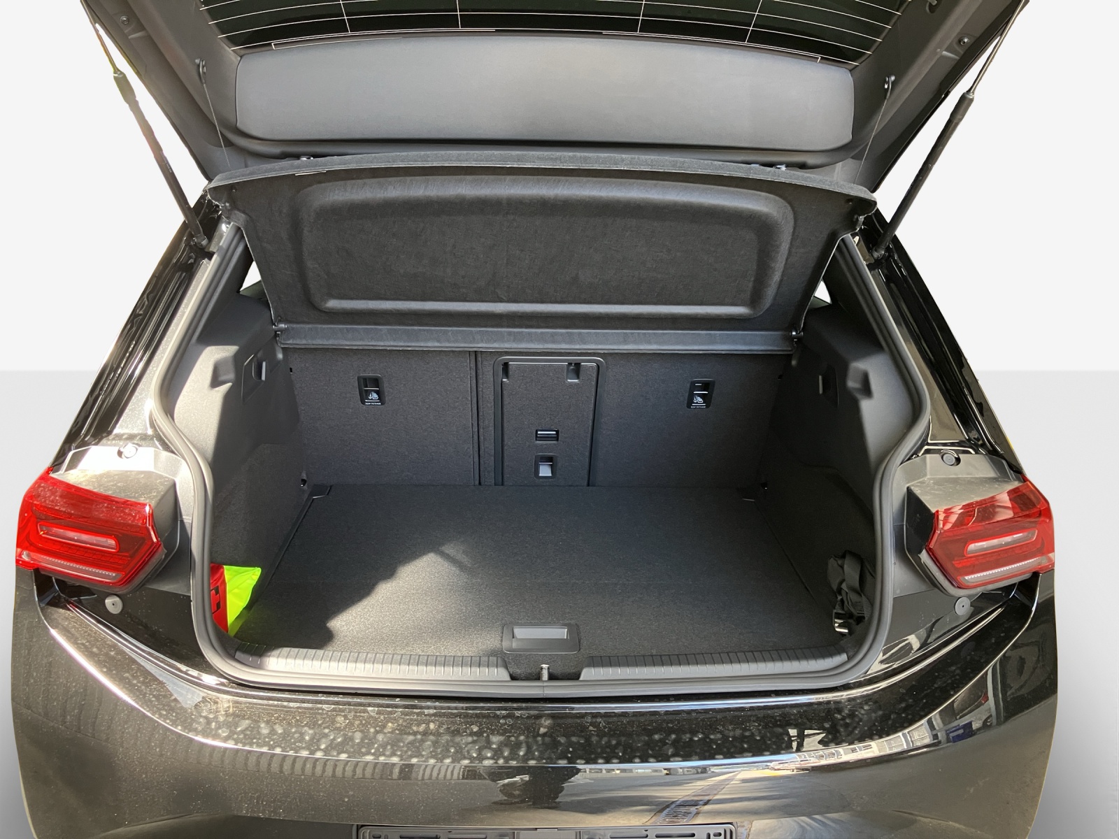 VW ID.3 Neo 79 kWh 231 PS Style-image-12