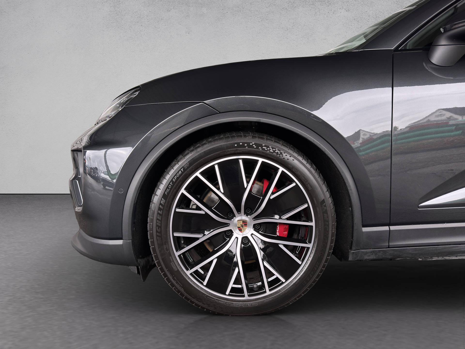 PORSCHE Macan 4S-image-15