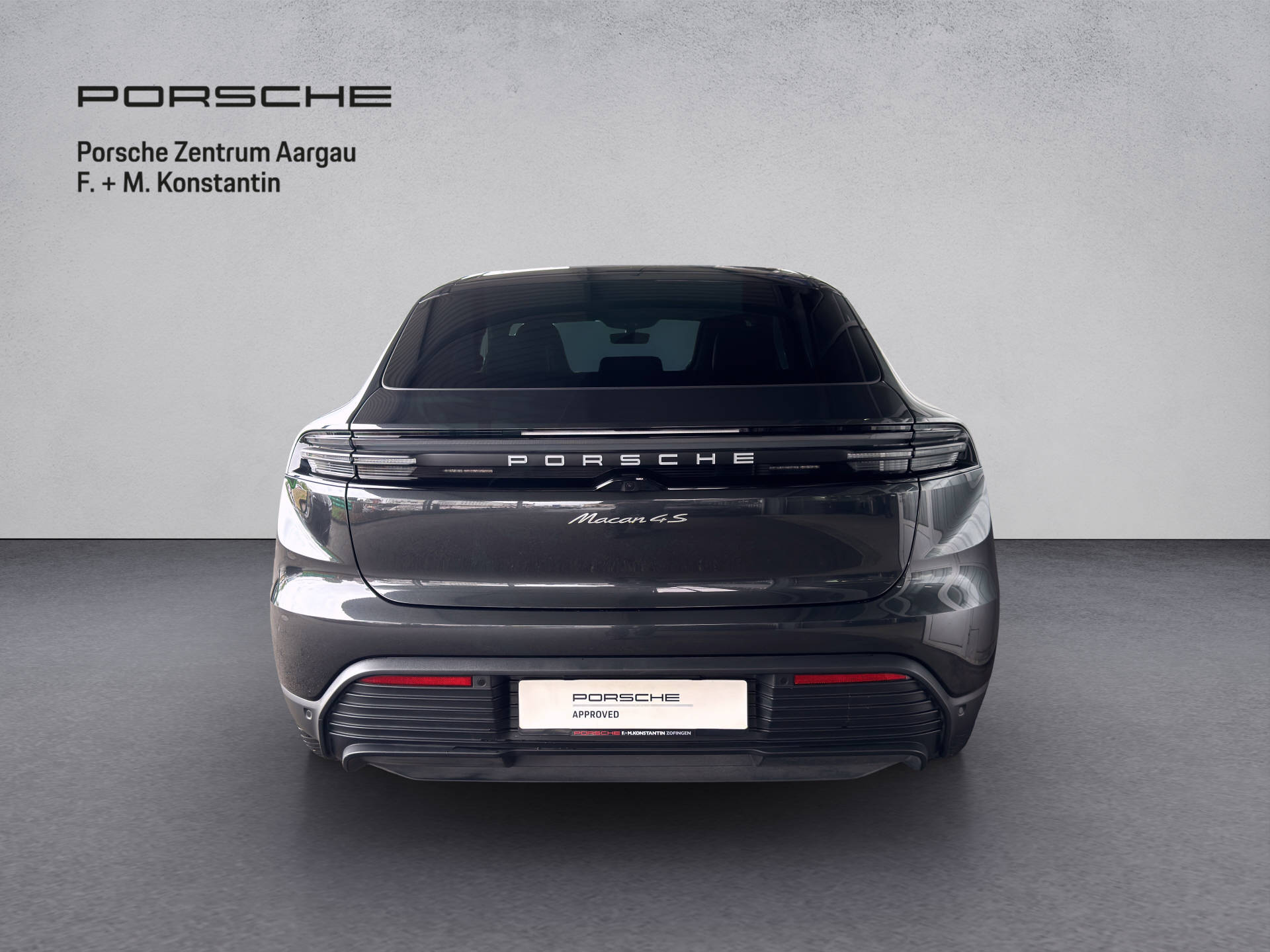 PORSCHE Macan 4S-image-4