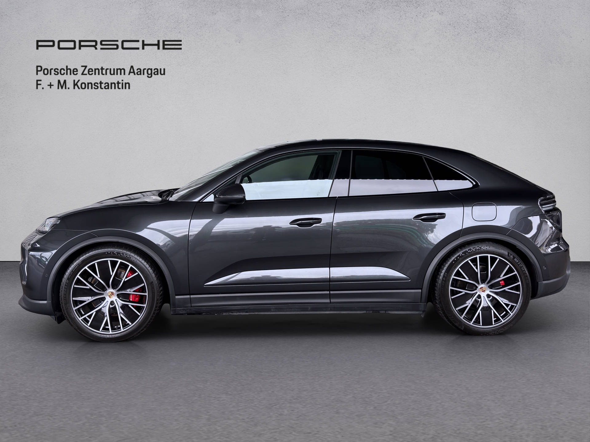PORSCHE Macan 4S-image-2