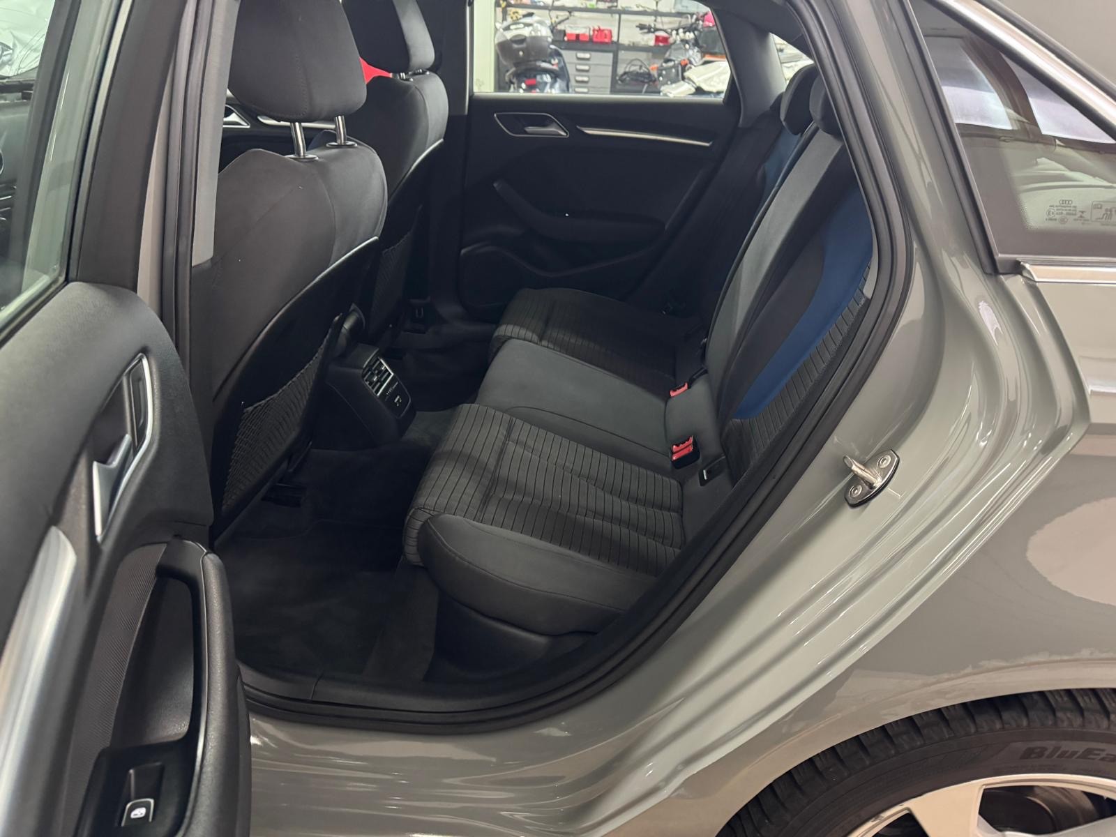AUDI A3 Sportback 35 TFSI S-tronic-image-9
