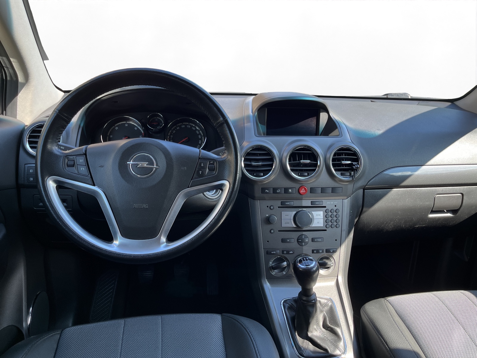 OPEL Antara 2.0 CDTi Cosmo 4WD-image-10