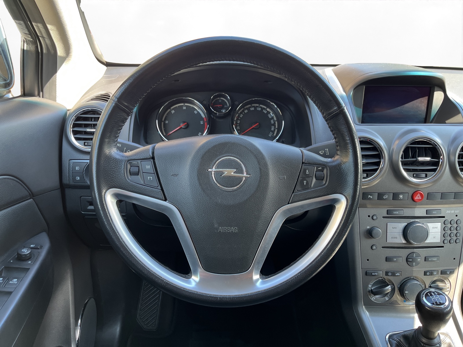OPEL Antara 2.0 CDTi Cosmo 4WD-image-9