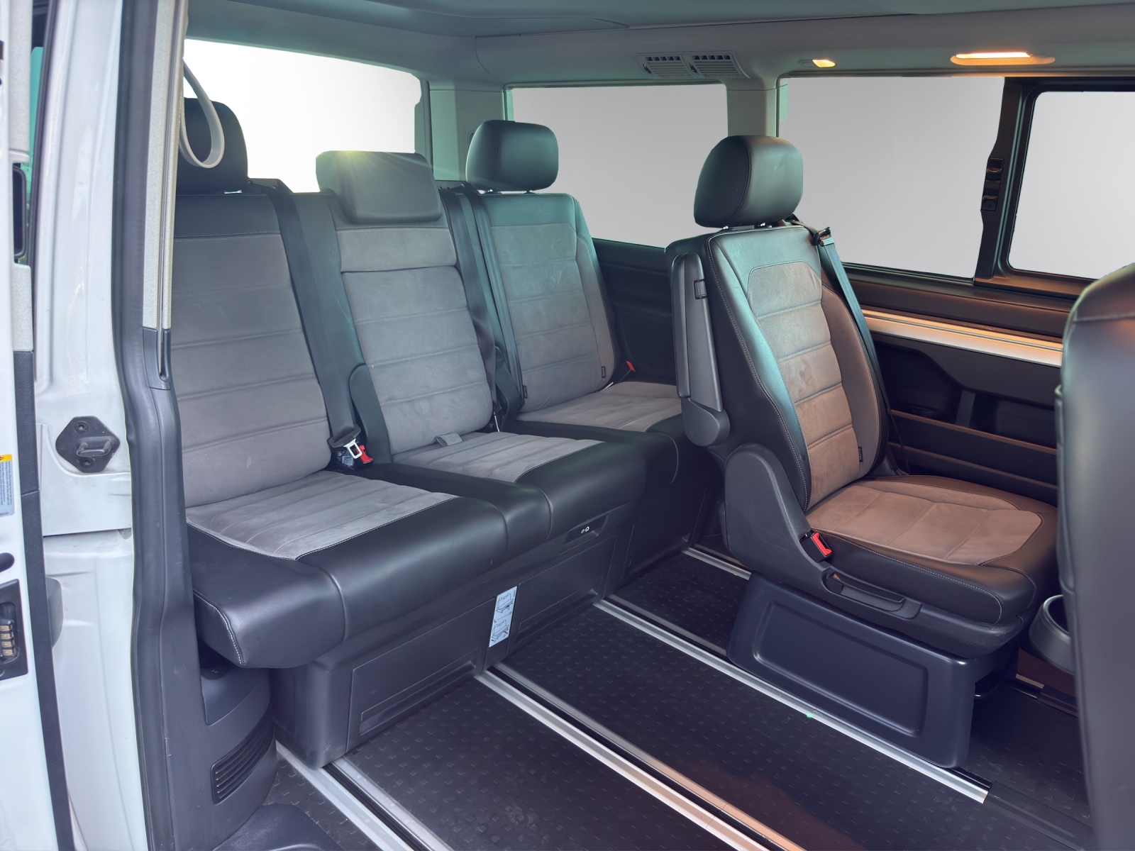 VW California BiTDI Bea.Ed.Li.4MA-image-10