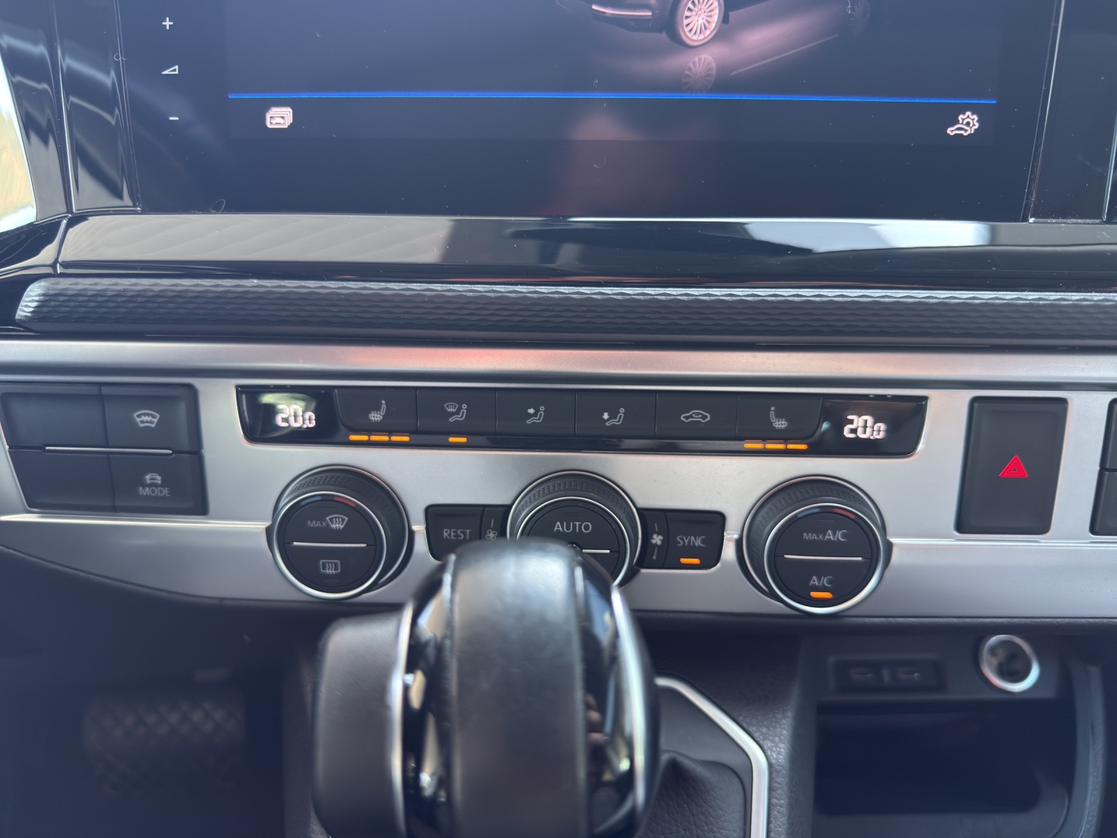 VW California BiTDI Bea.Ed.Li.4MA-image-13