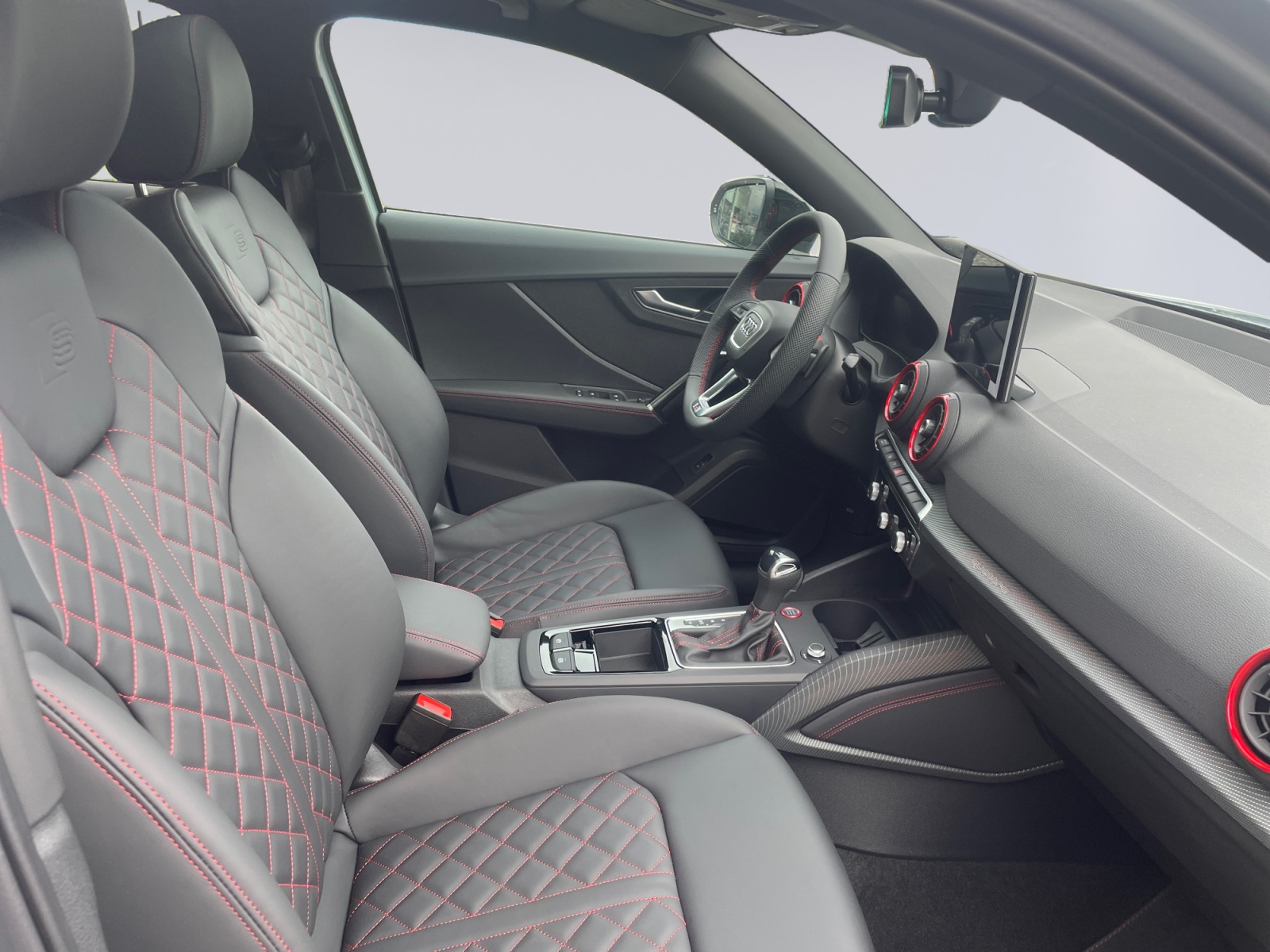 AUDI SQ2 TFSI quattro S-tronic-image-12
