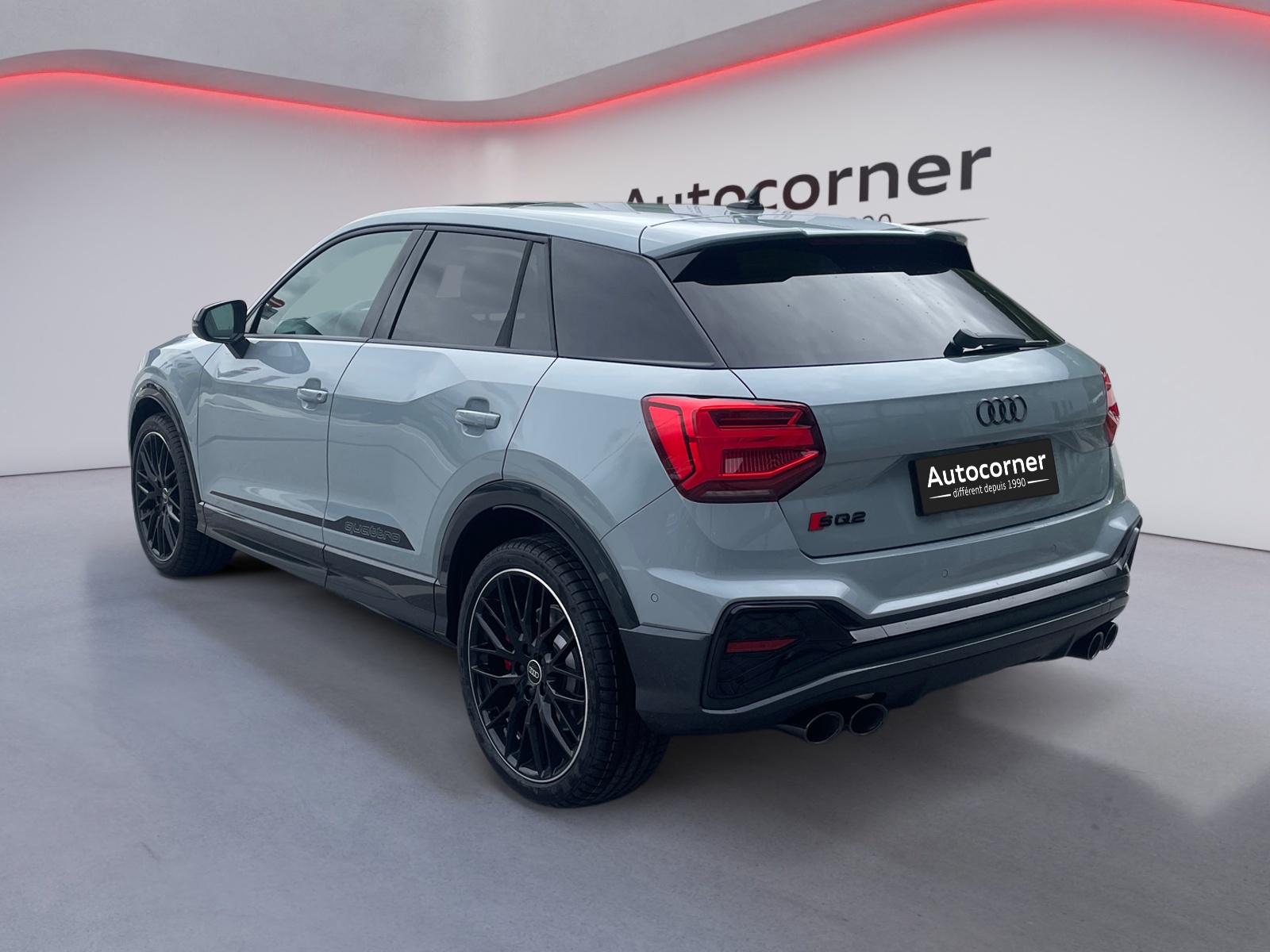 AUDI SQ2 TFSI quattro S-tronic-showroom-element-2