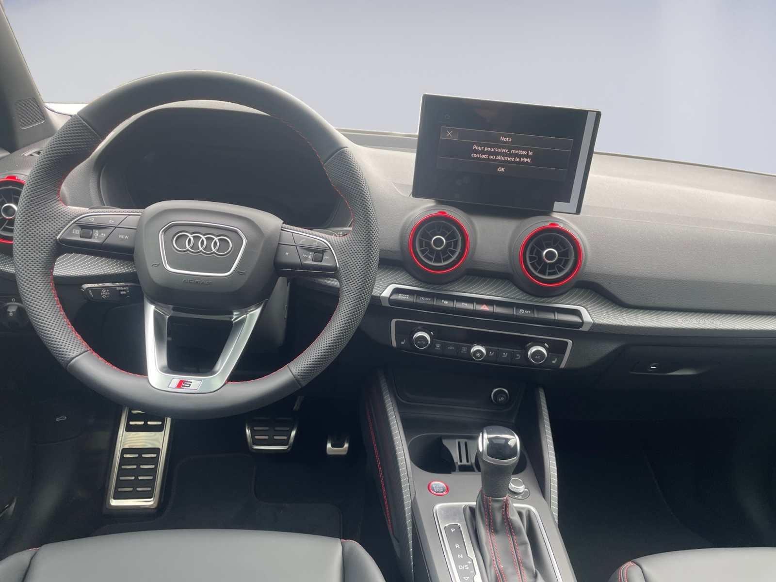 AUDI SQ2 TFSI quattro S-tronic-image-9