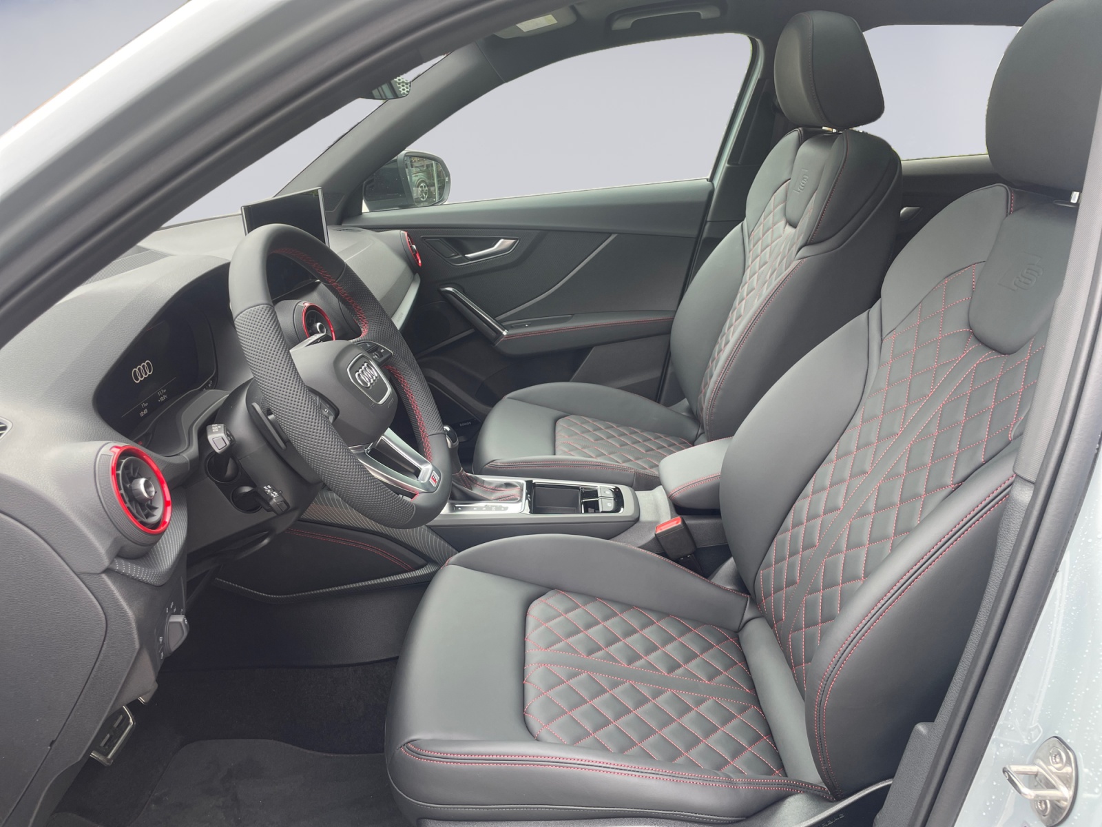 AUDI SQ2 TFSI quattro S-tronic-image-8