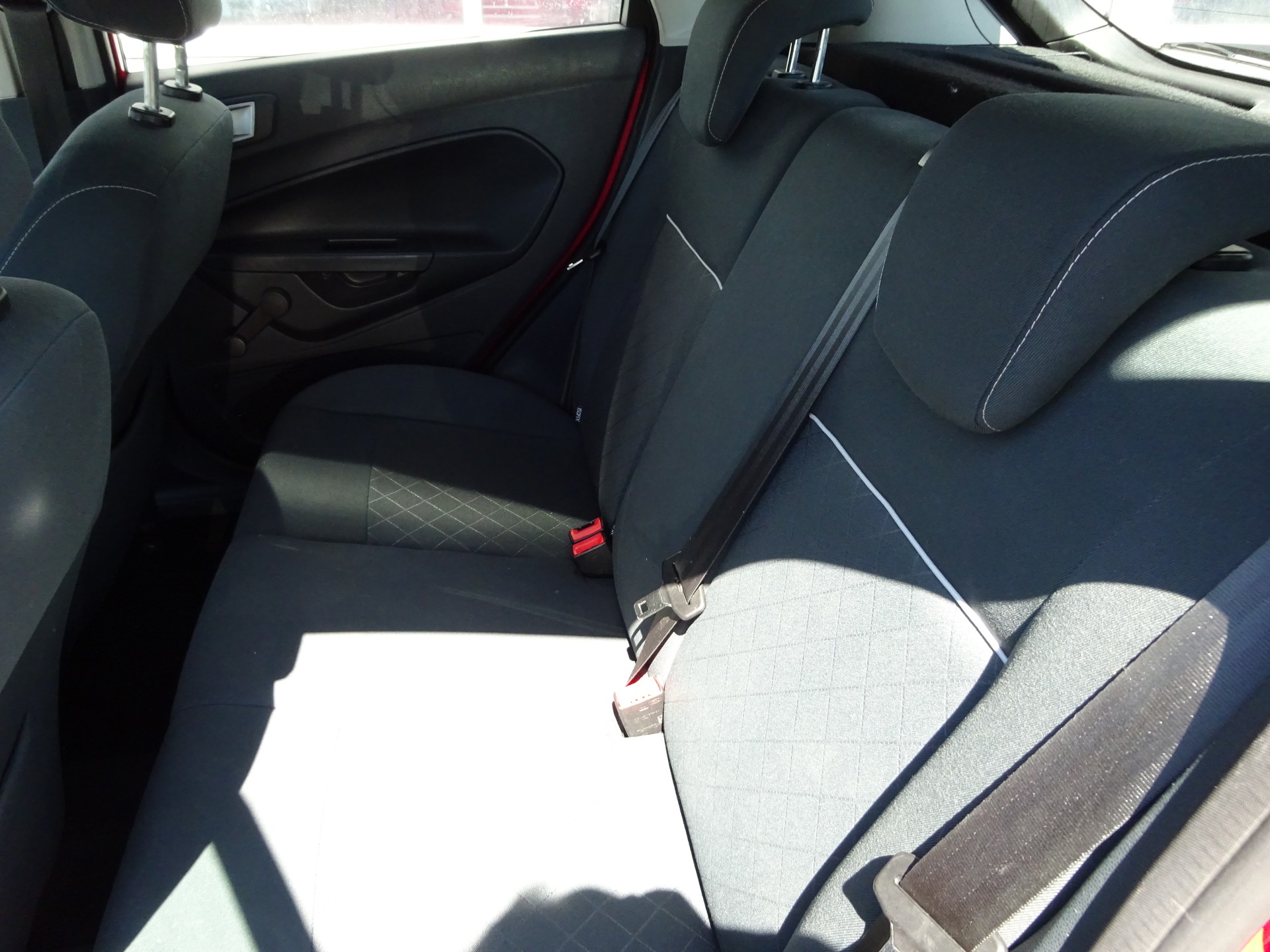 FORD Fiesta 1.4 16V Trend+-image-11