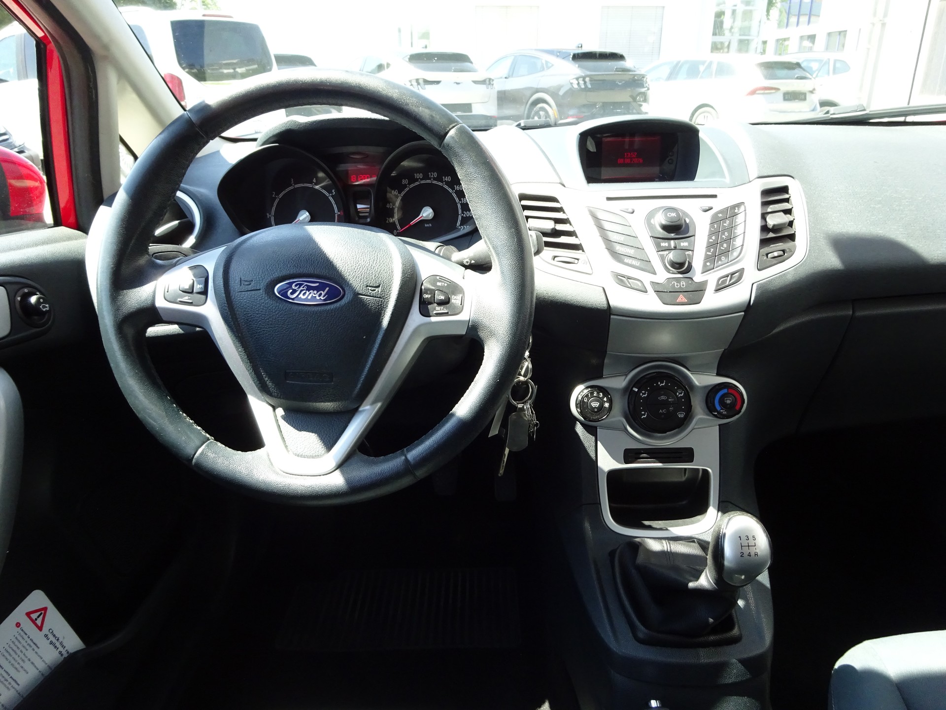 FORD Fiesta 1.4 16V Trend+-image-10