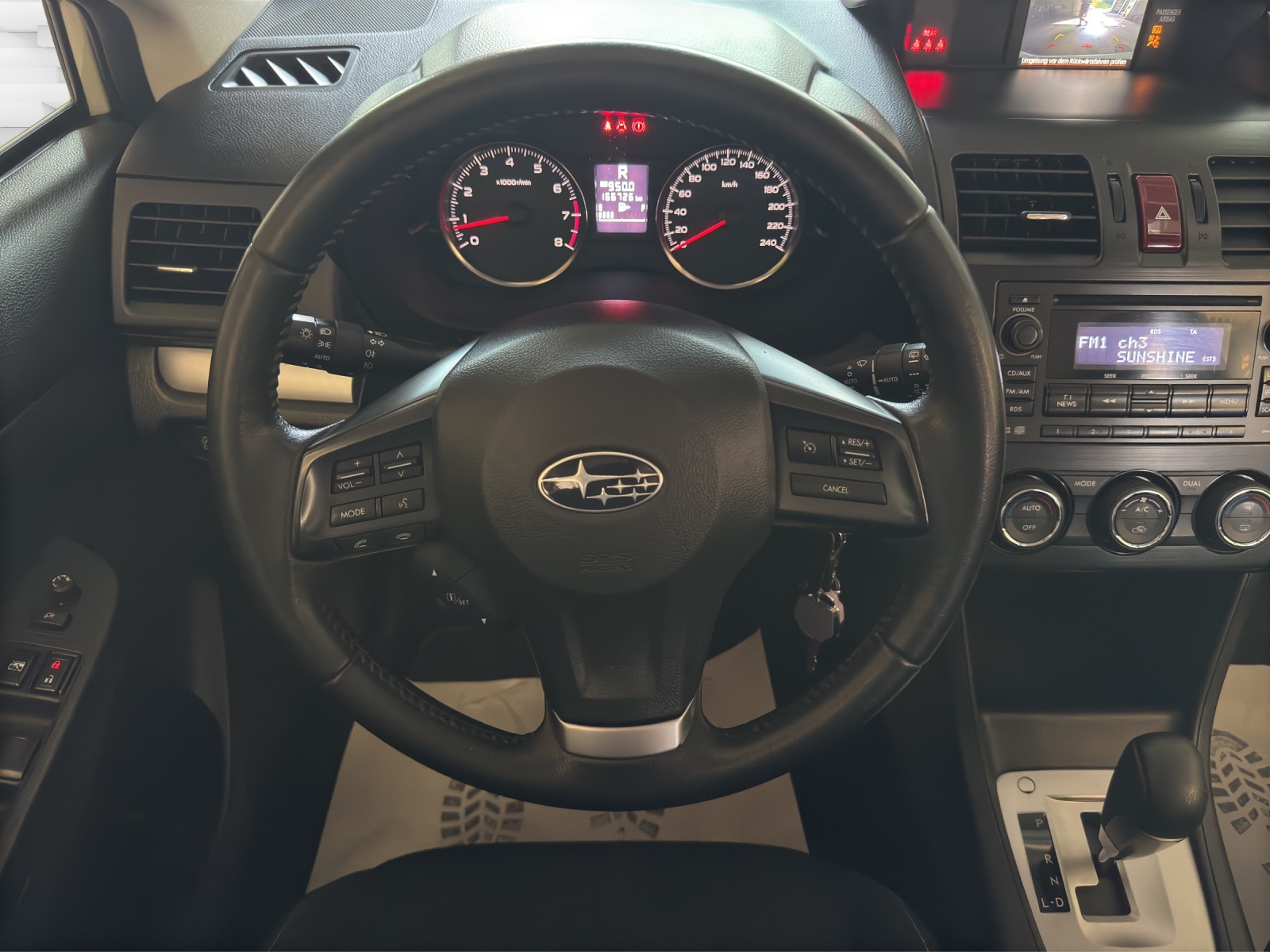 SUBARU XV 1.6 Swiss Two AWD CVT-image-10