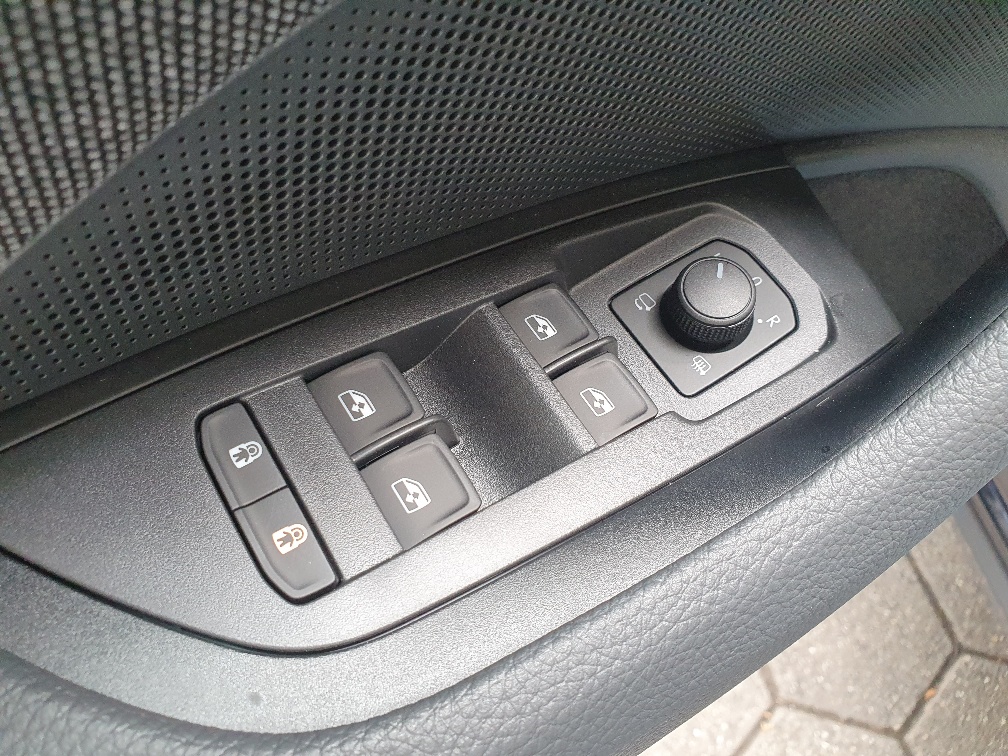 SKODA Kodiaq 2.0 TDI Selection 4x4-image-12