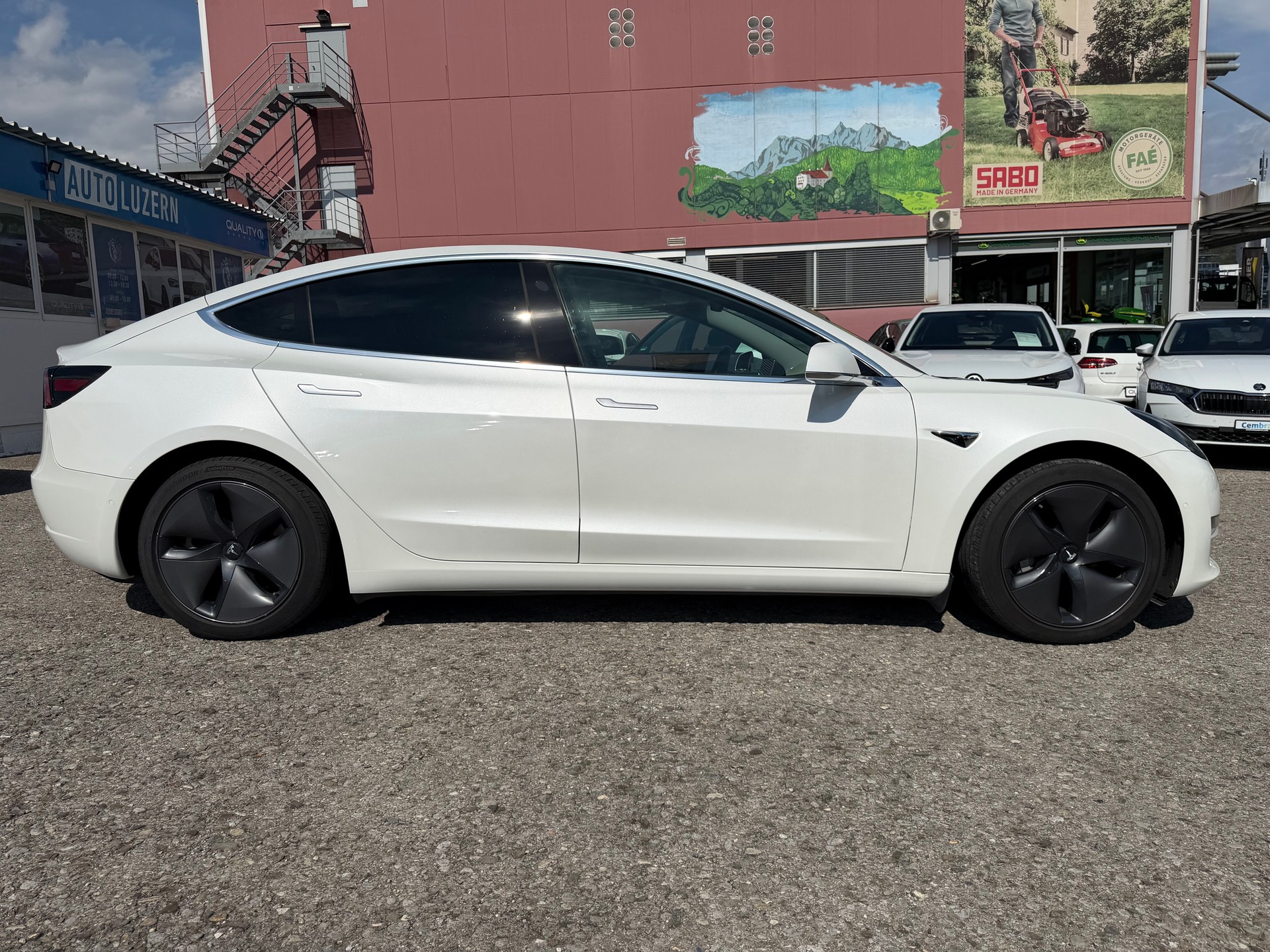 TESLA Model 3 Long Range Dual Motor AWD-image-4