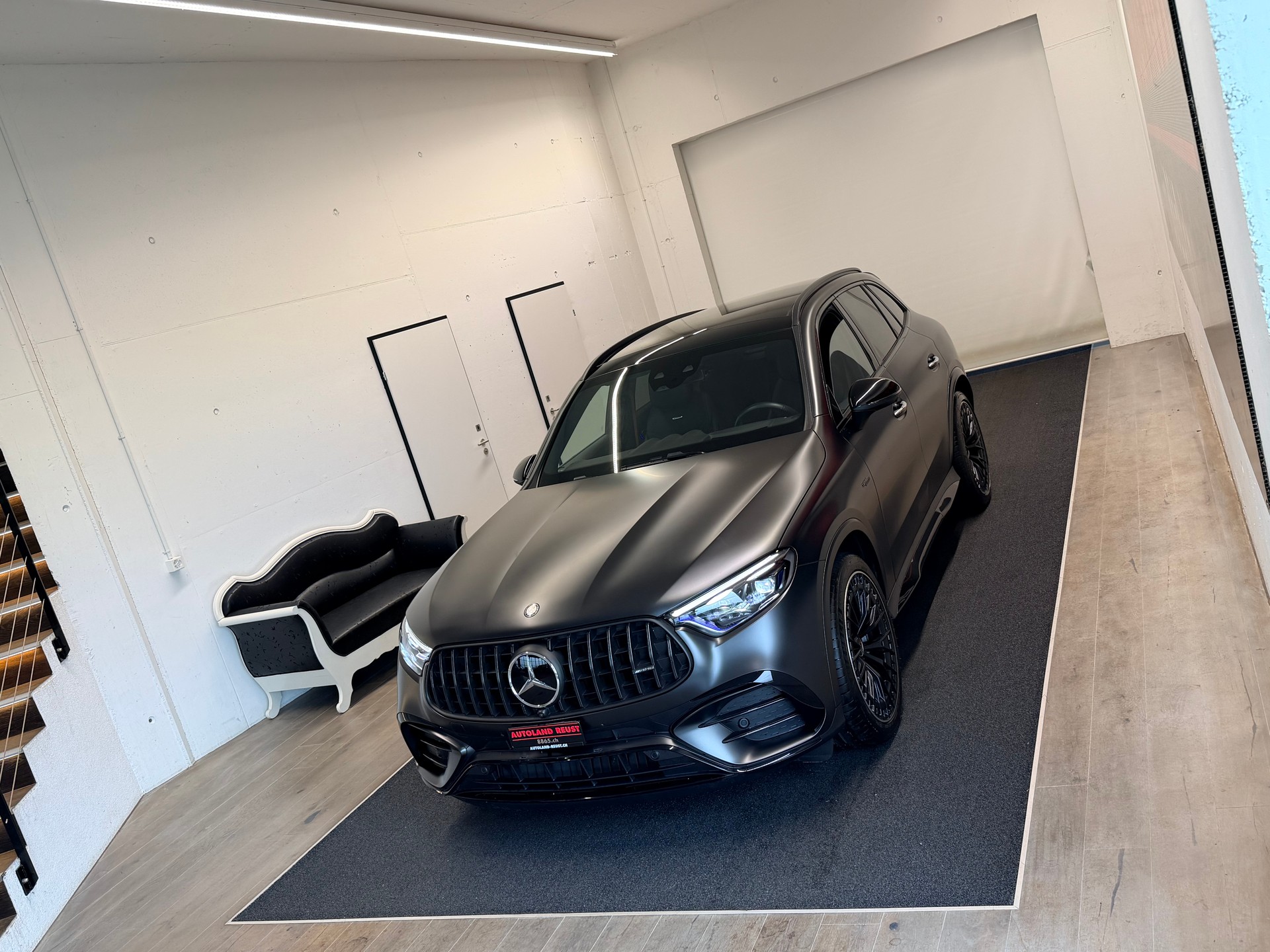 MERCEDES-BENZ GLC 43 AMG Executive Edition 4Matic 9G-Tronic-showroom-element-3