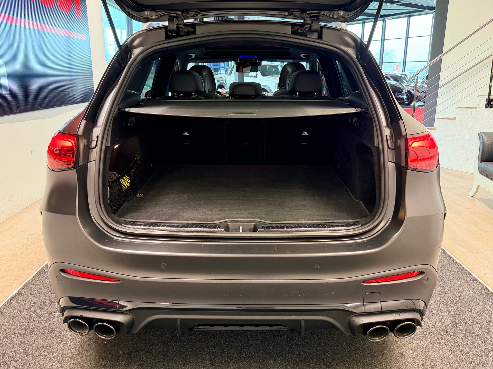 MERCEDES-BENZ GLC 43 AMG Executive Edition 4Matic 9G-Tronic-image-9