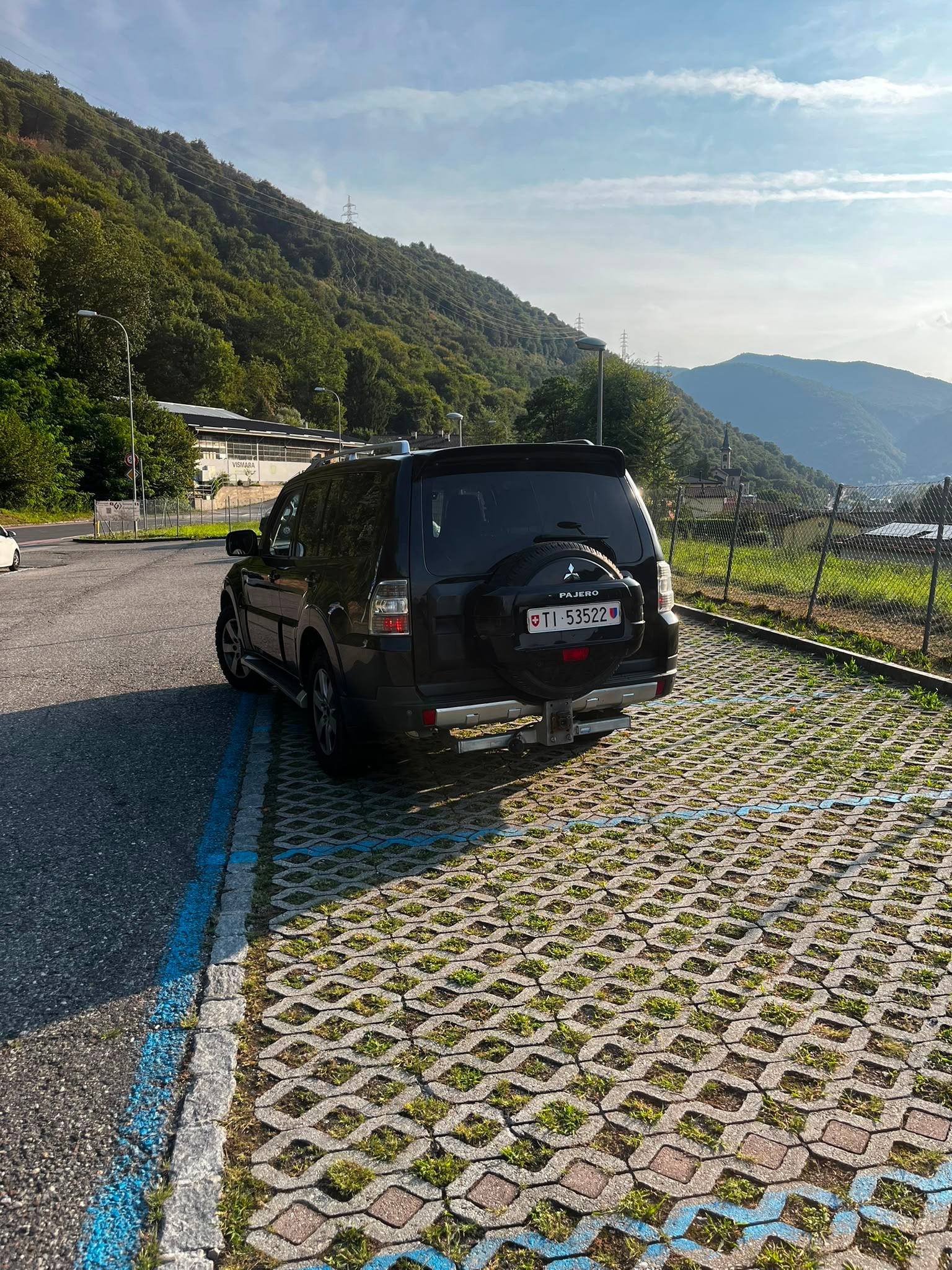 MITSUBISHI Pajero 3.2 DI-D Instyle Automatic-image-2