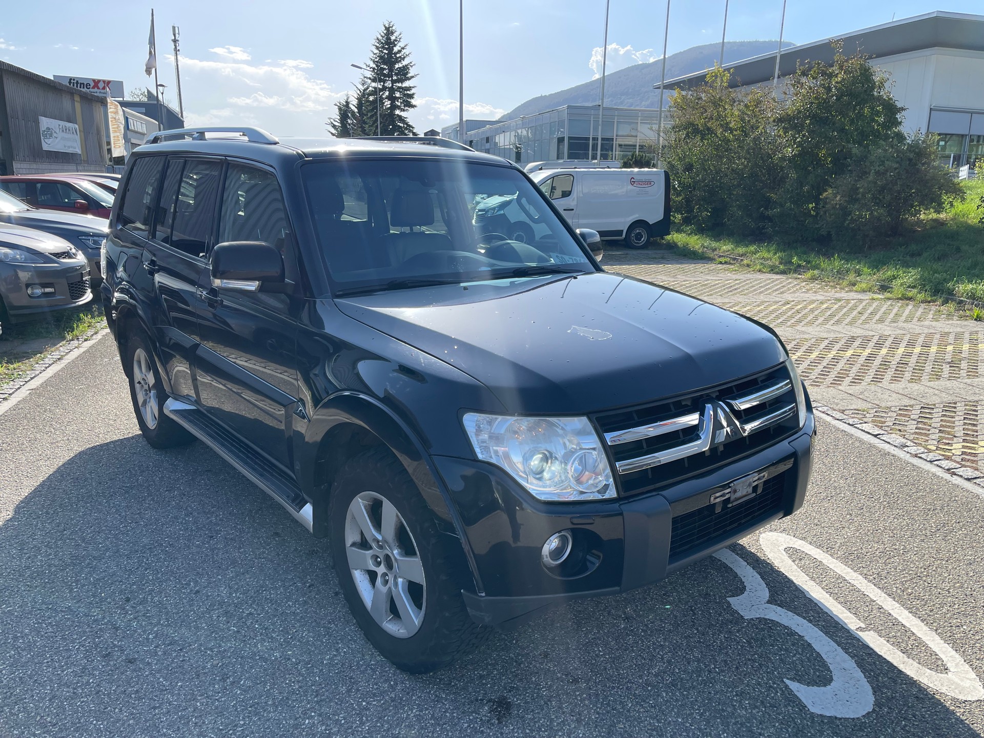MITSUBISHI Pajero 3.2 DI-D Instyle Automatic-image-2