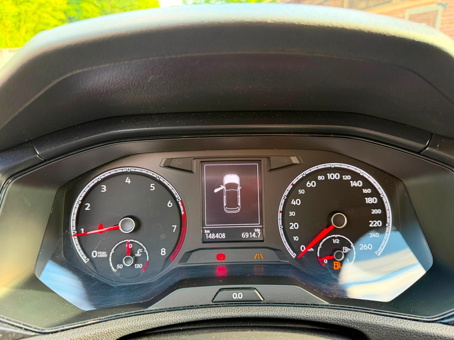 VW T-Roc 1.0 TSI-image-9