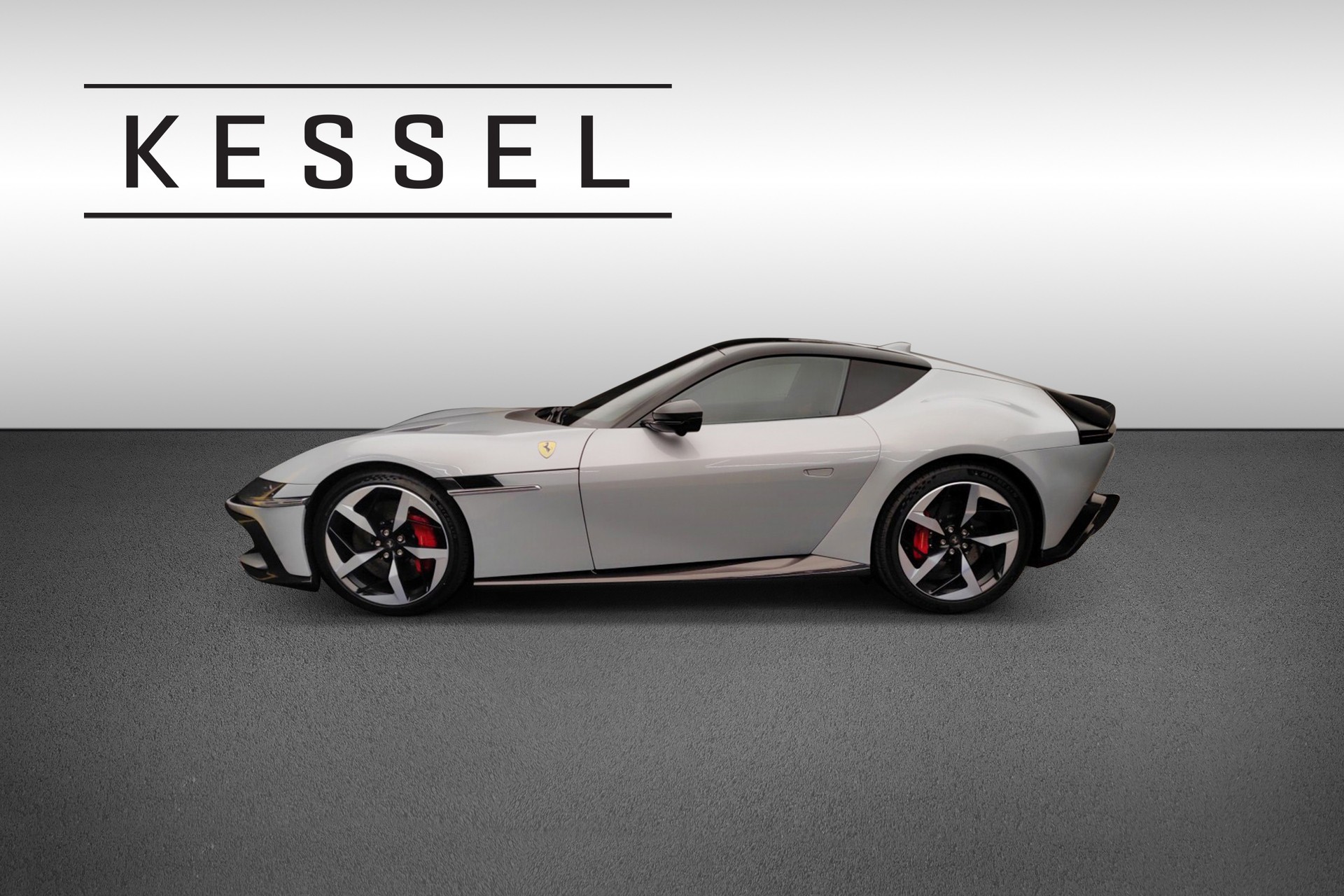 FERRARI 12 Cilindri-showroom-element-3