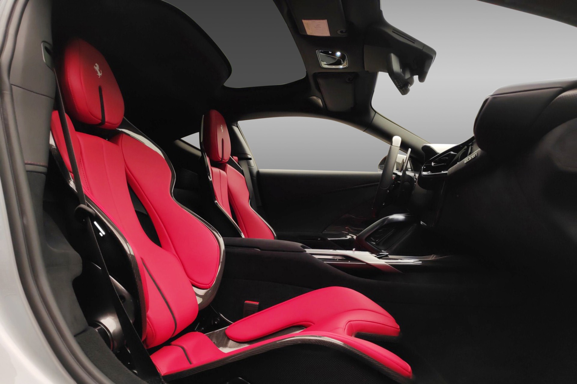 FERRARI 12 Cilindri-image-14