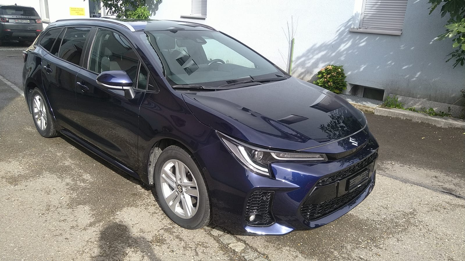 SUZUKI Swace 1.8 Hybrid Compact Top E-CVT-image-2