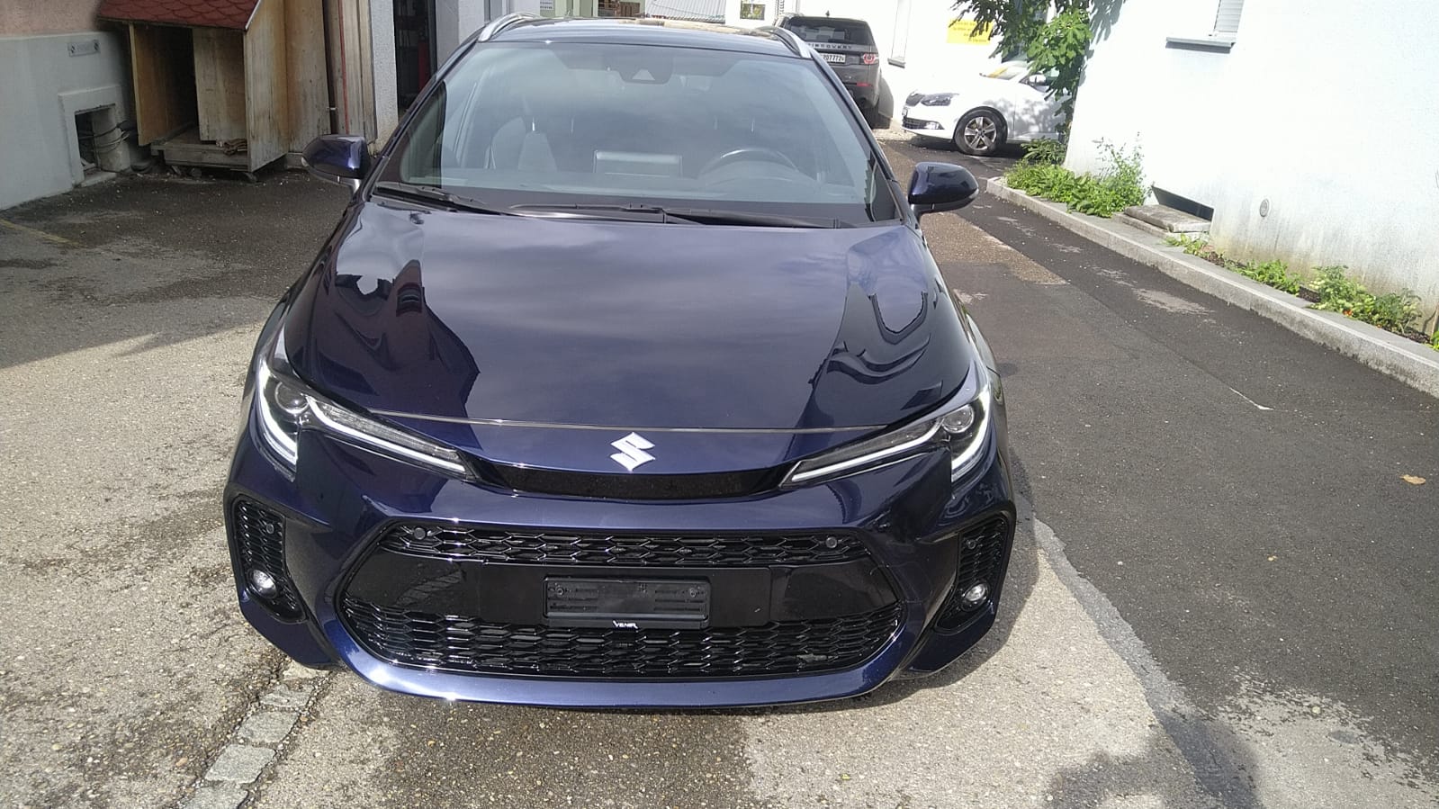 SUZUKI Swace 1.8 Hybrid Compact Top E-CVT-image-1