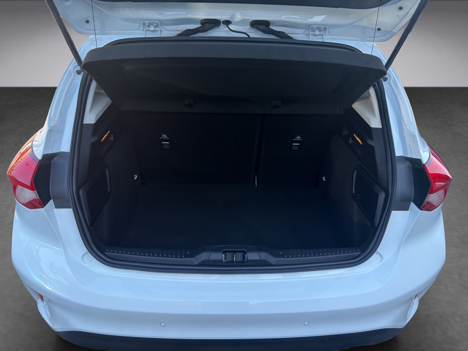 FORD Focus 1.0i EcoB 125 Cool & Connect-image-15