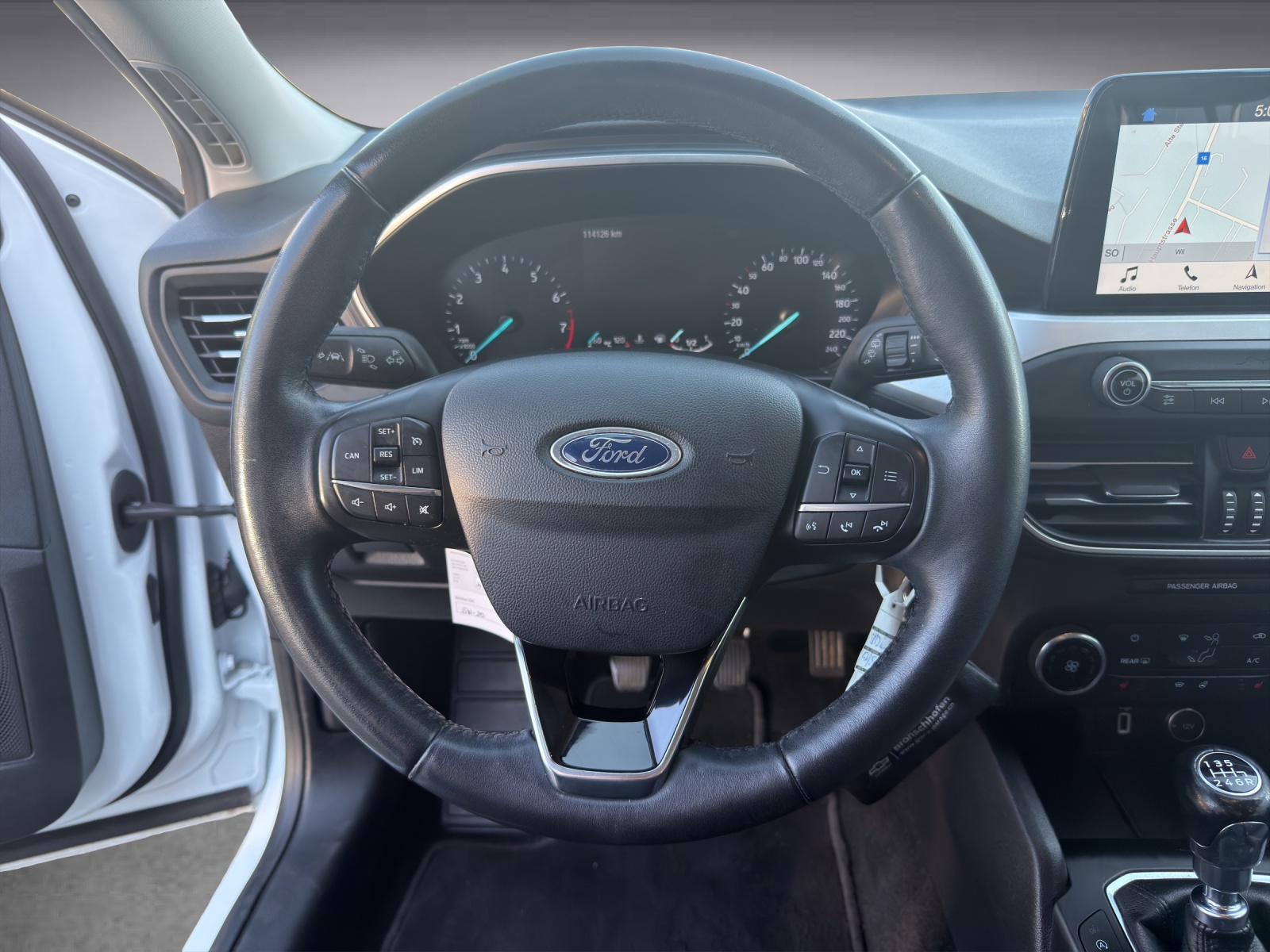 FORD Focus 1.0i EcoB 125 Cool & Connect-image-10