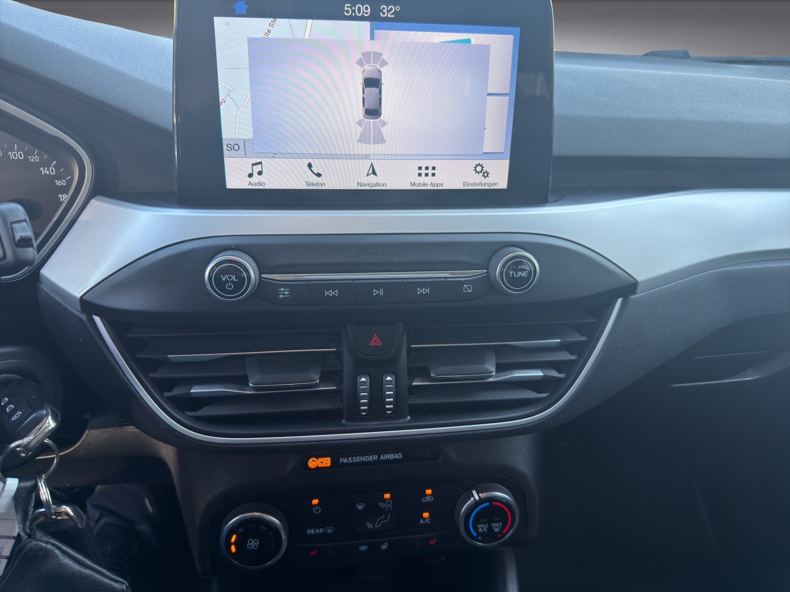 FORD Focus 1.0i EcoB 125 Cool & Connect-image-13