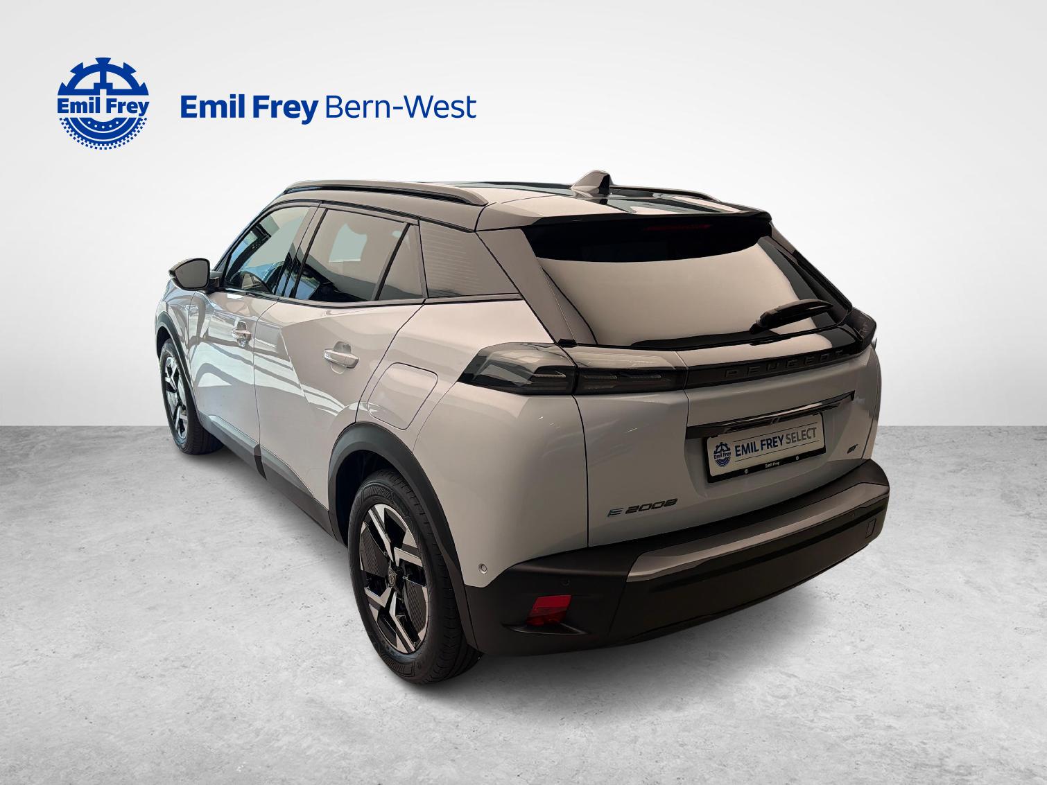 PEUGEOT 2008 e-GT-image-3