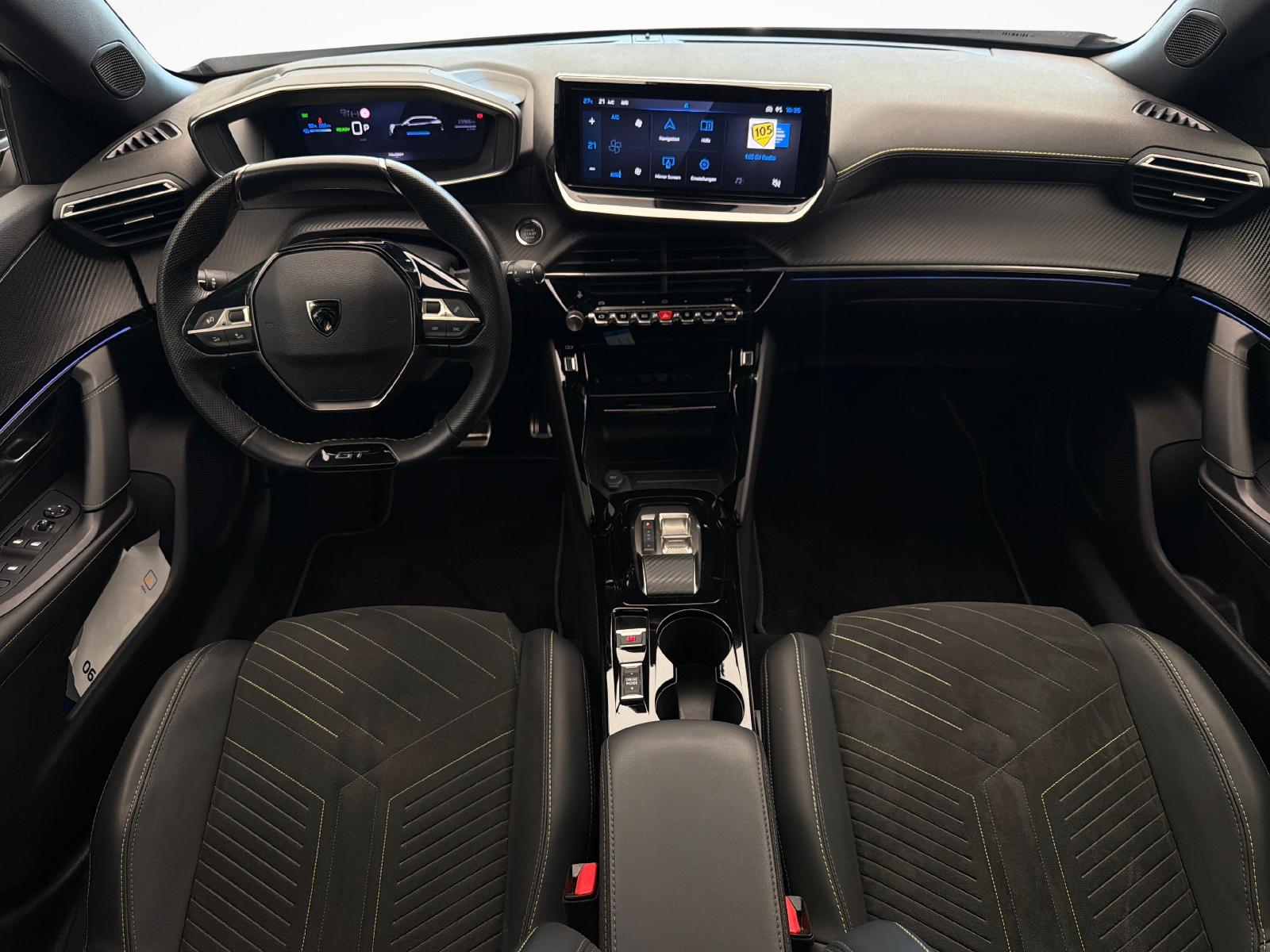 PEUGEOT 2008 e-GT-image-10