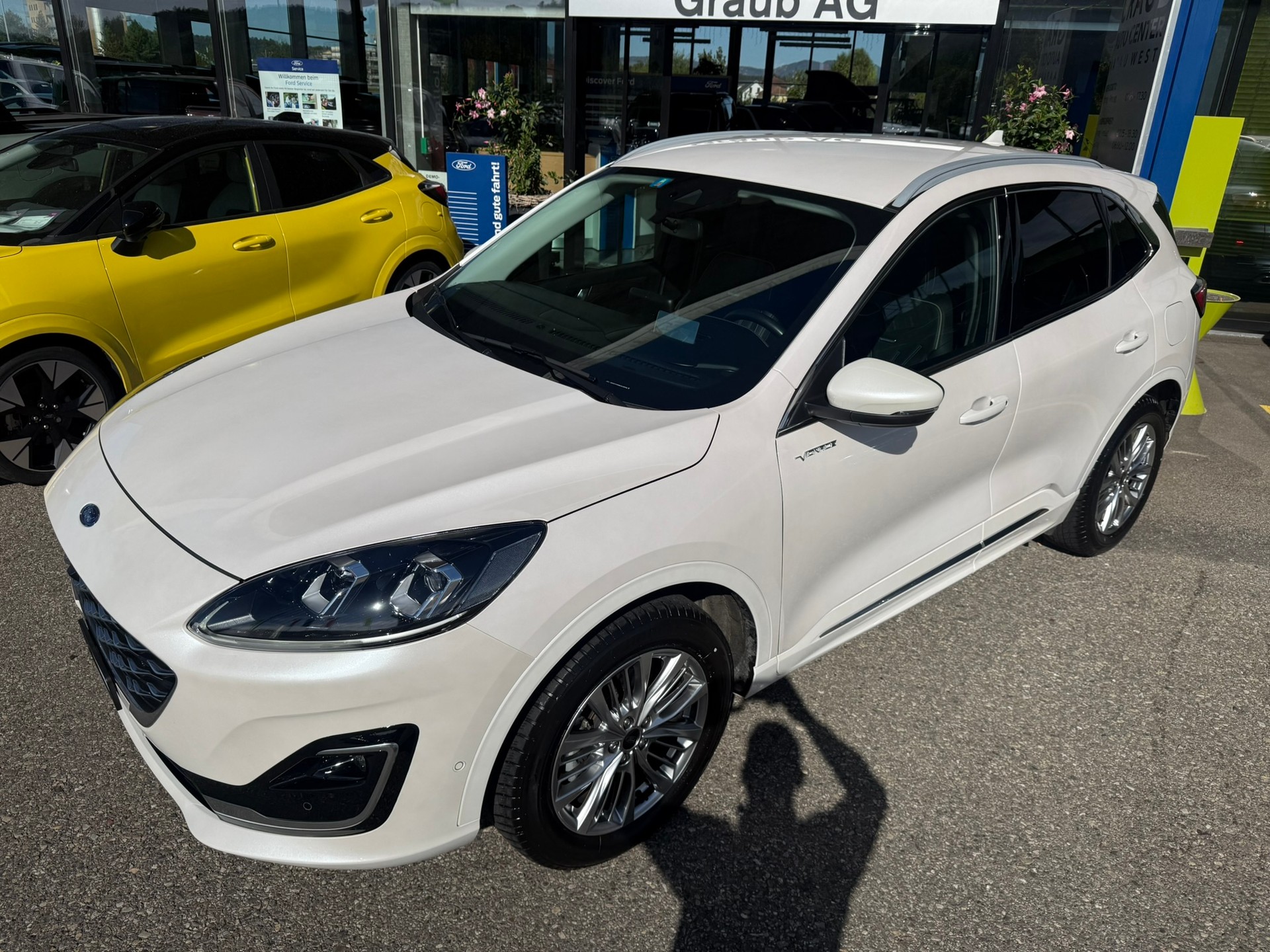 FORD Kuga 2.5 FHEV Vignale 4WD-showroom-element-2